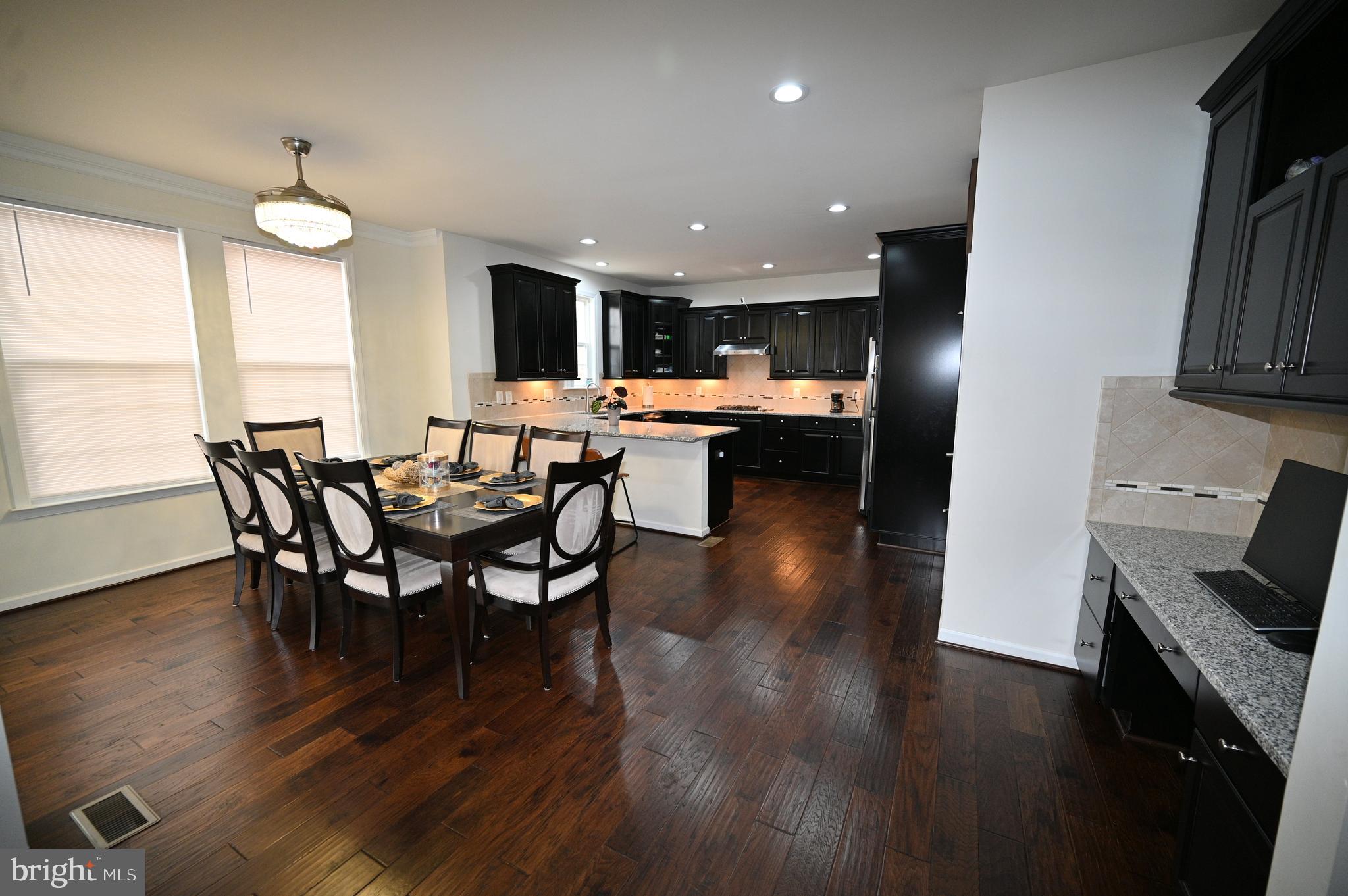 EMBREY MILL - Residential