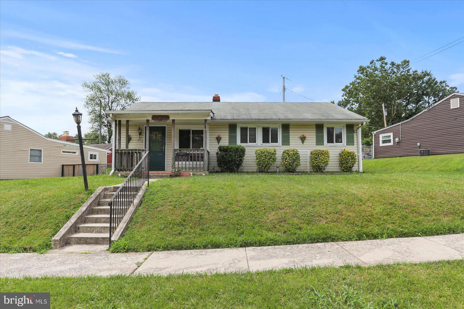 2012 LONGVIEW AVENUE