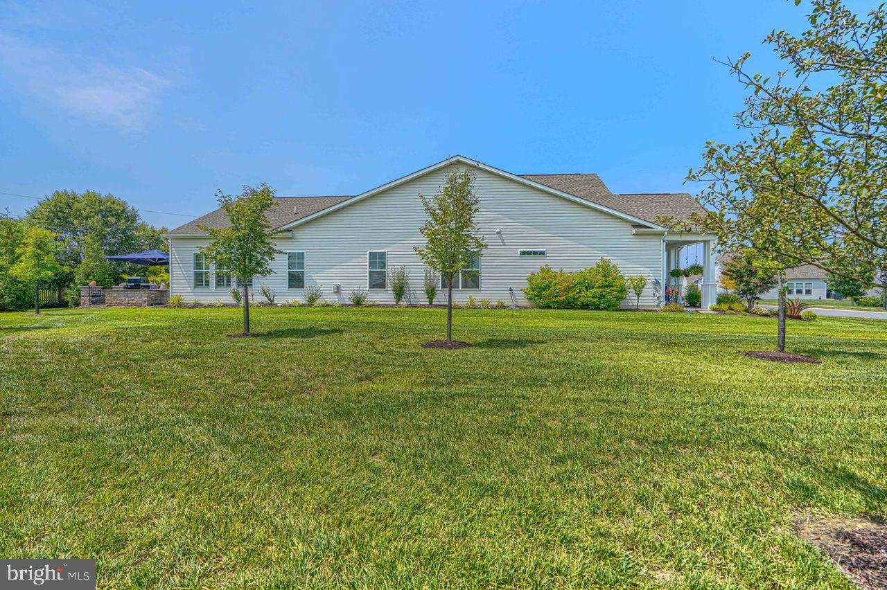320 BAYBERRY DRIVE
