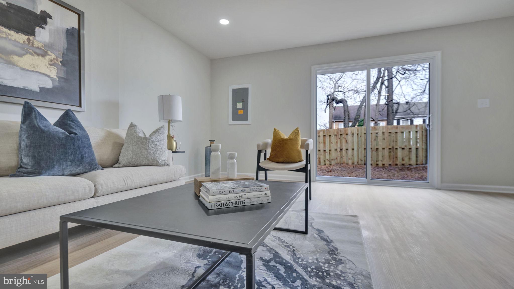 HILLCREST TOWNE - Residential