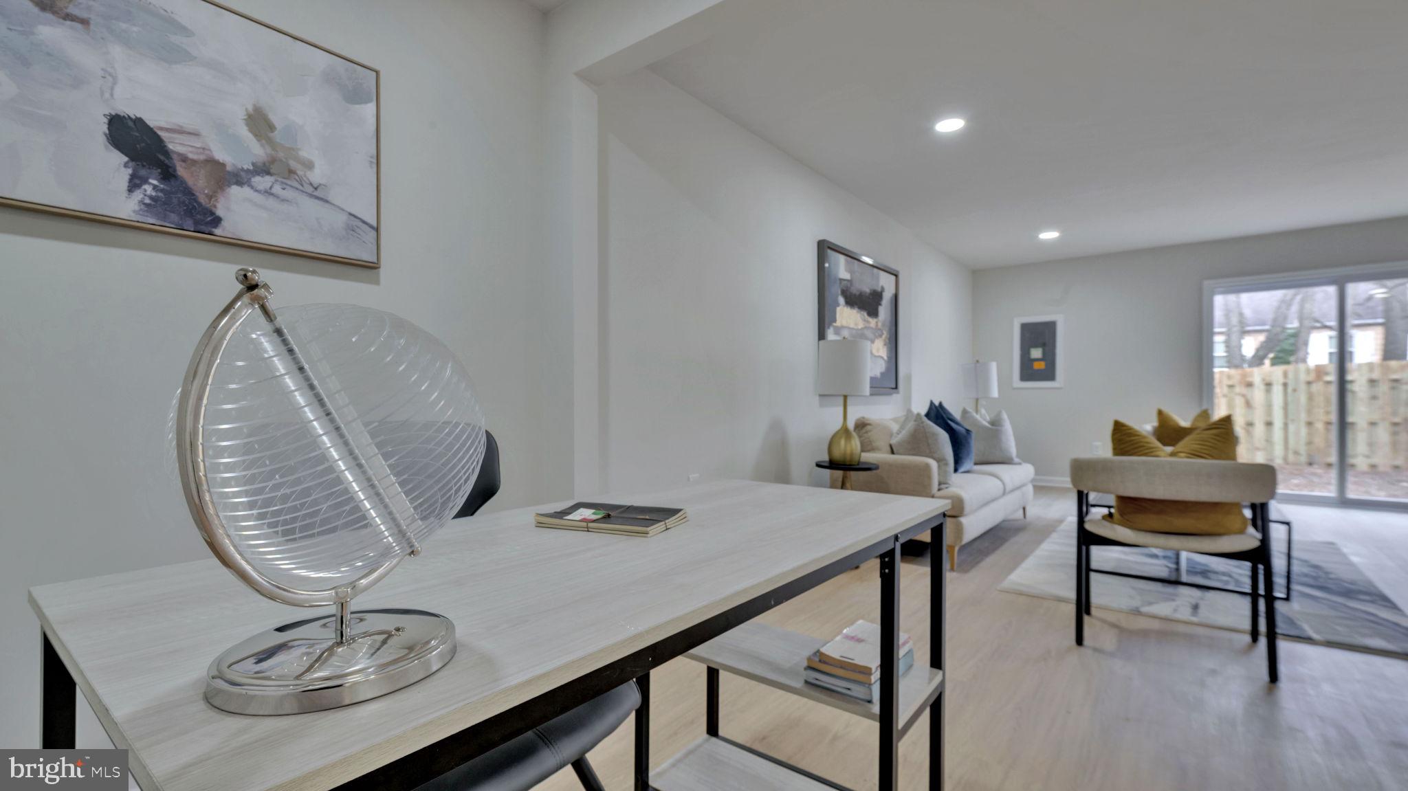 HILLCREST TOWNE - Residential