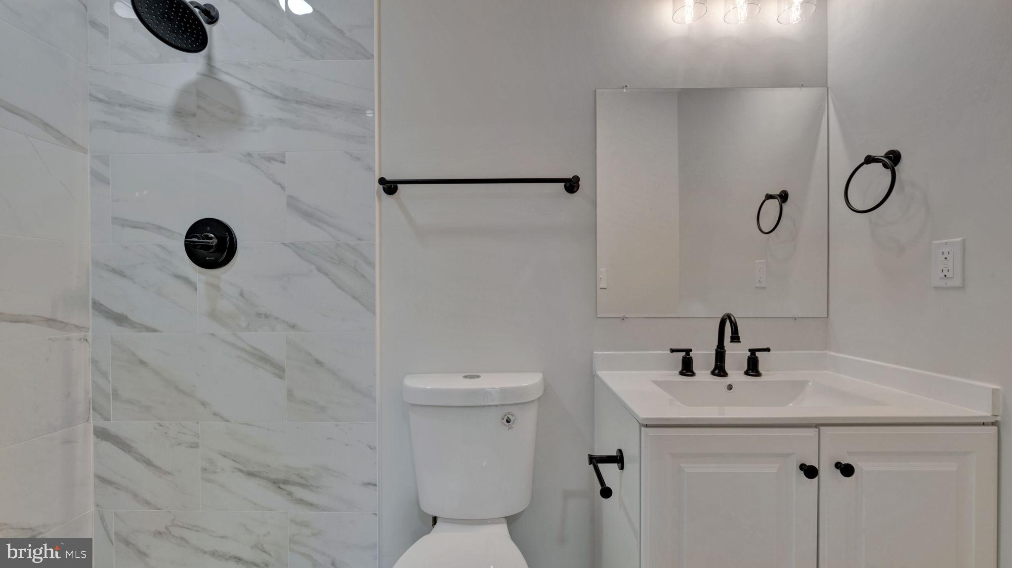 HILLCREST TOWNE - Residential