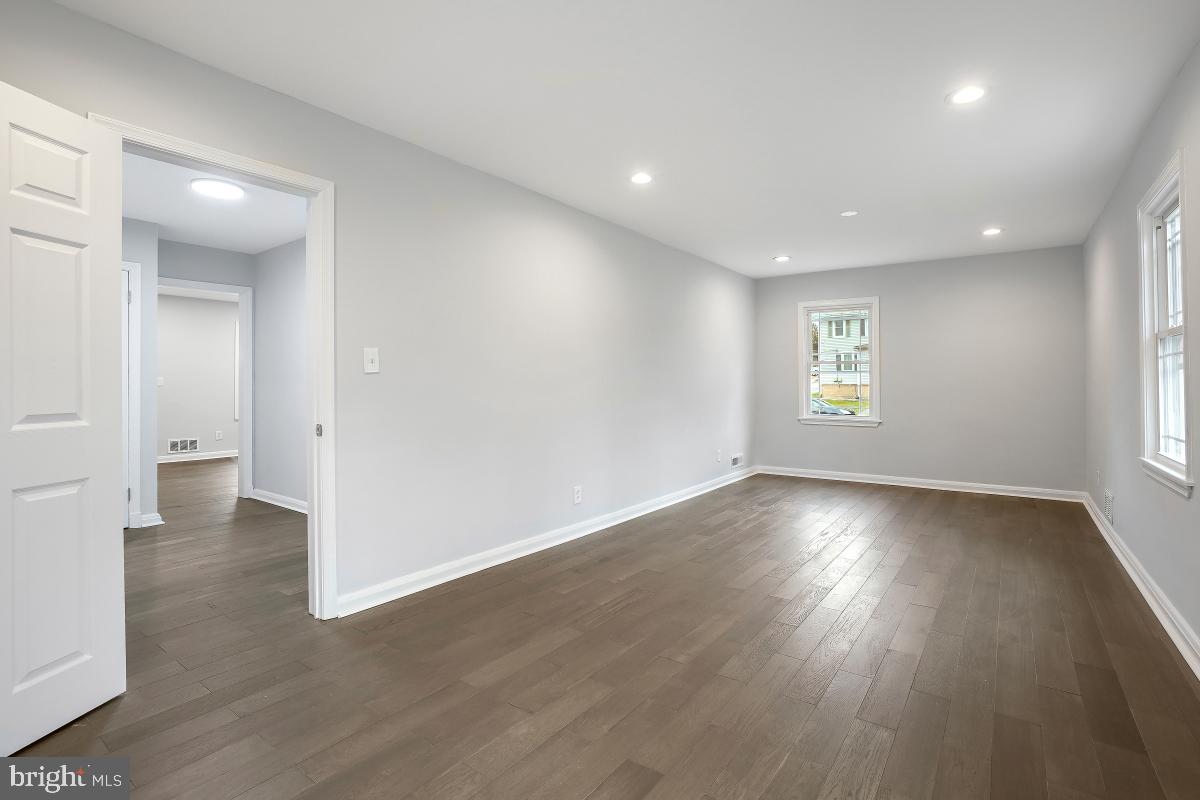 CATONSVILLE HEIGHTS - Residential