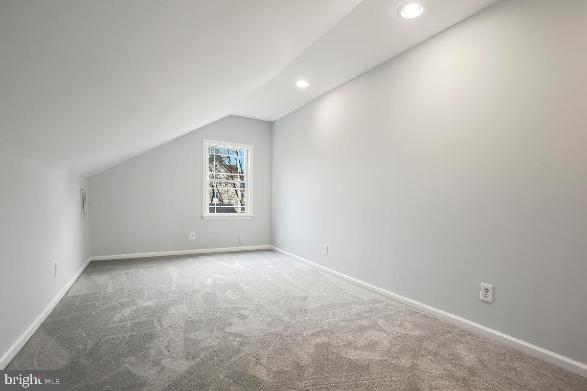 CATONSVILLE HEIGHTS - Residential