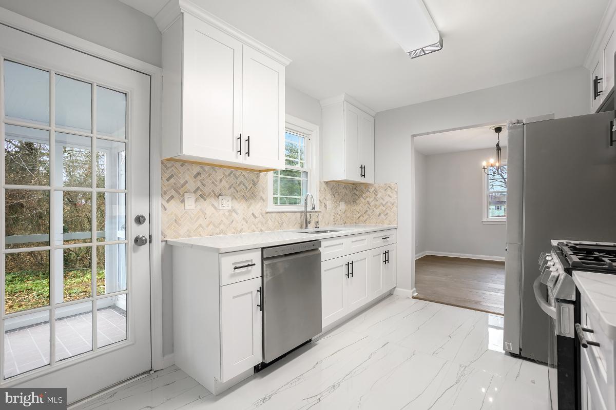 CATONSVILLE HEIGHTS - Residential