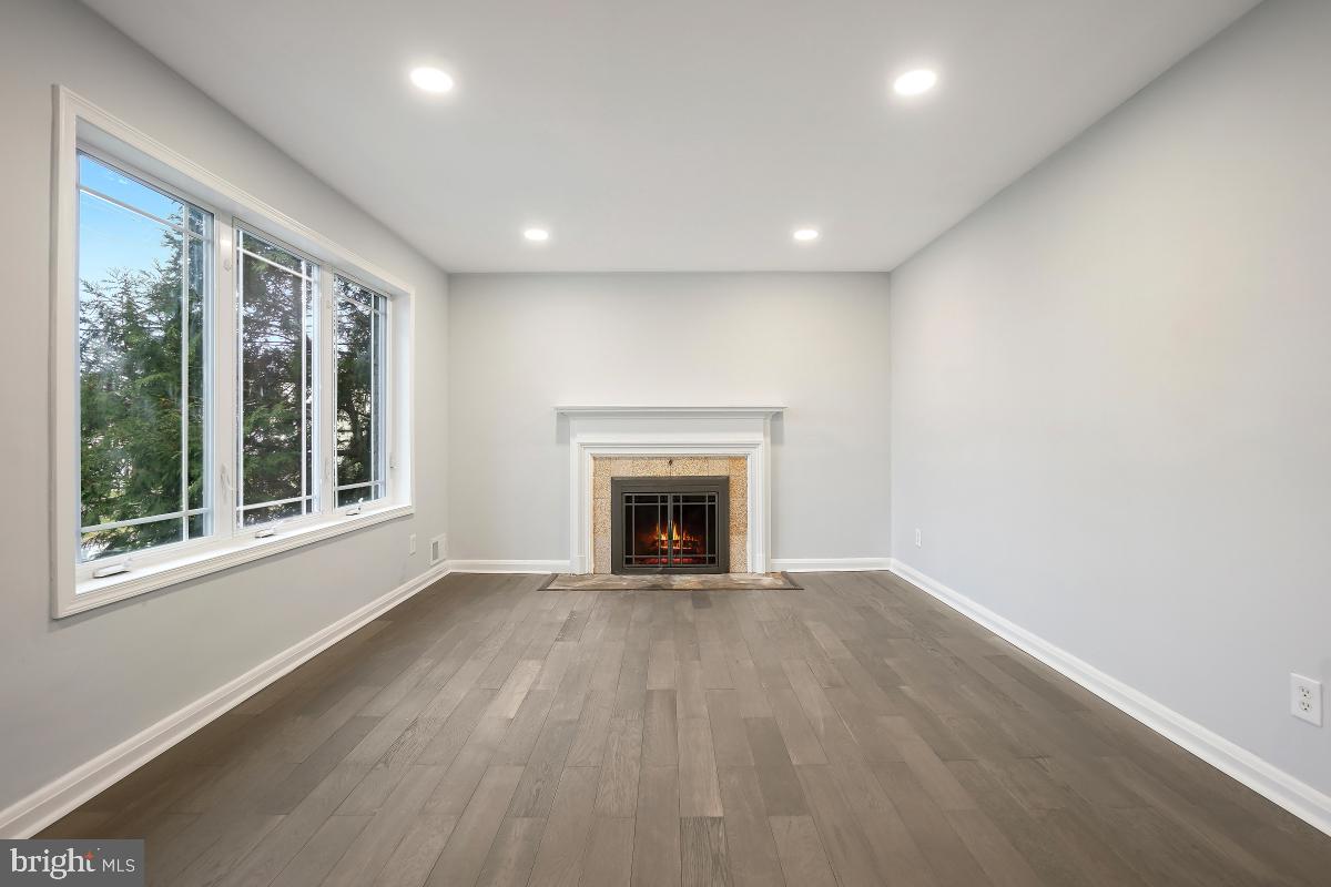 CATONSVILLE HEIGHTS - Residential