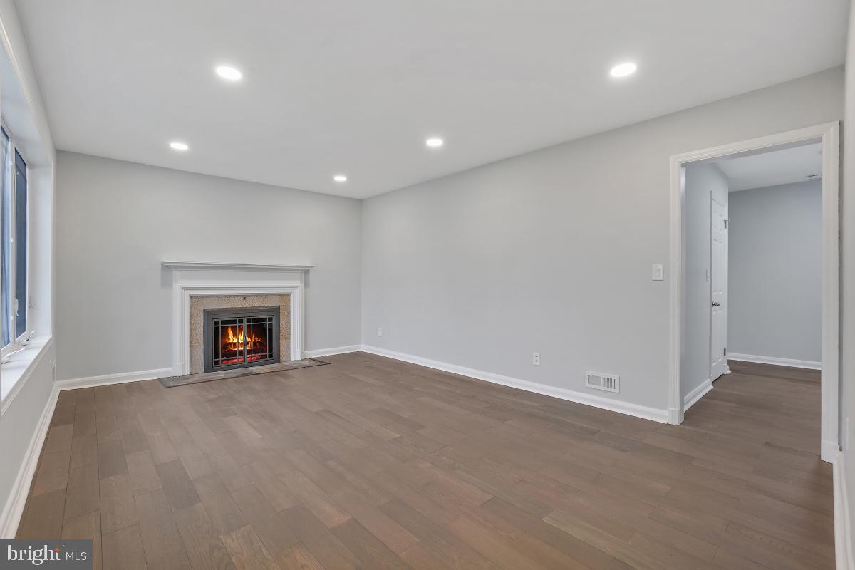 CATONSVILLE HEIGHTS - Residential