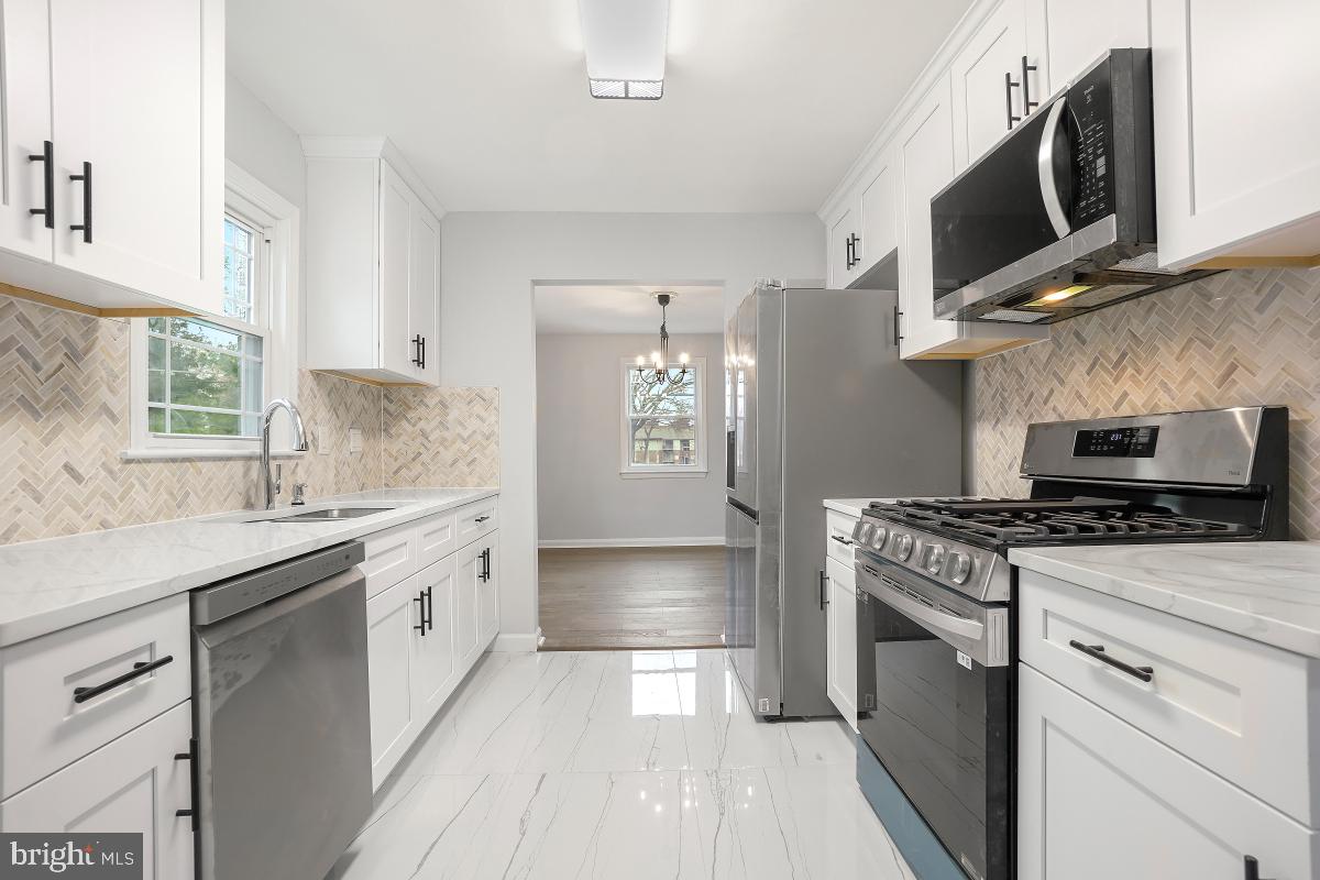 CATONSVILLE HEIGHTS - Residential