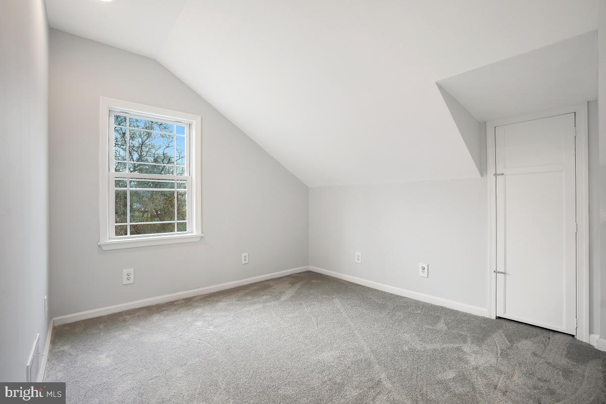 CATONSVILLE HEIGHTS - Residential