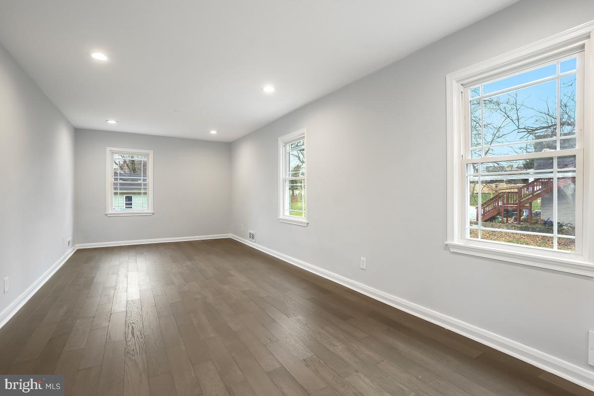 CATONSVILLE HEIGHTS - Residential