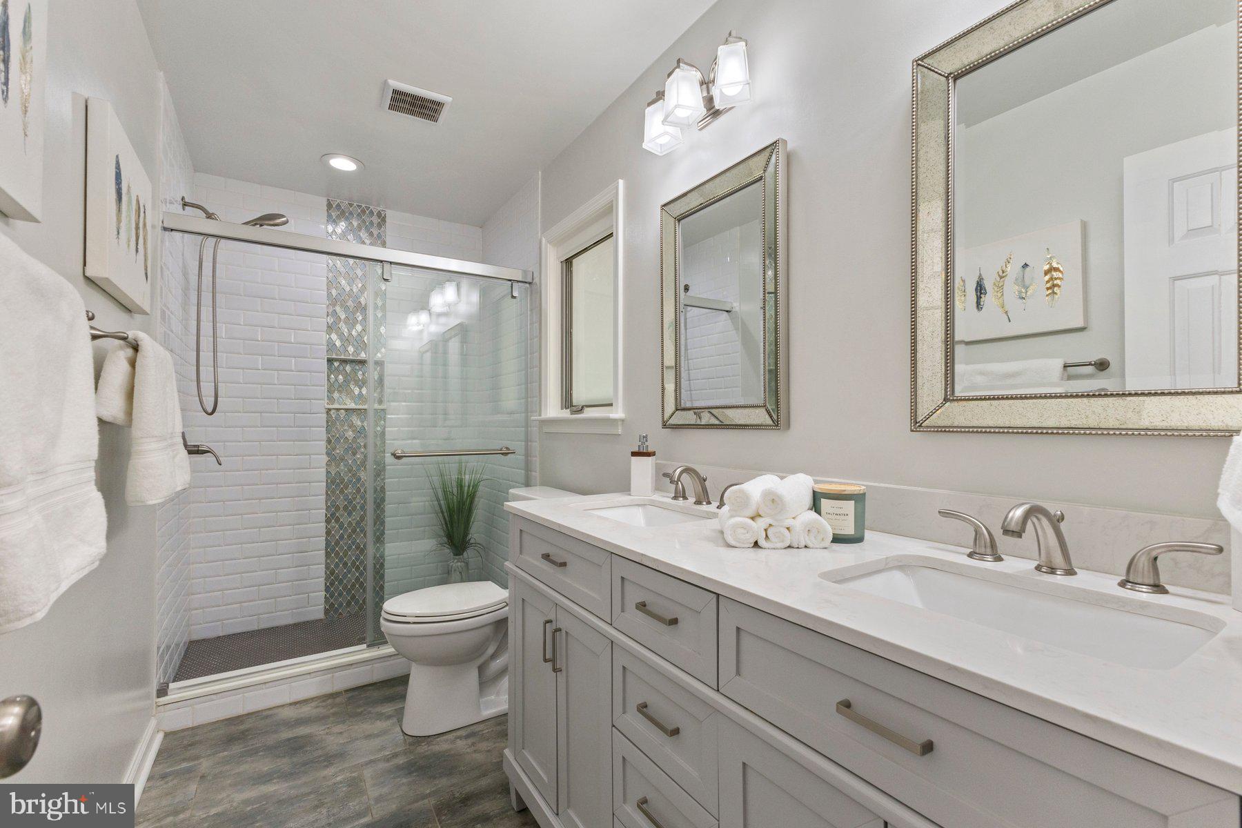 HERMITAGE - Residential