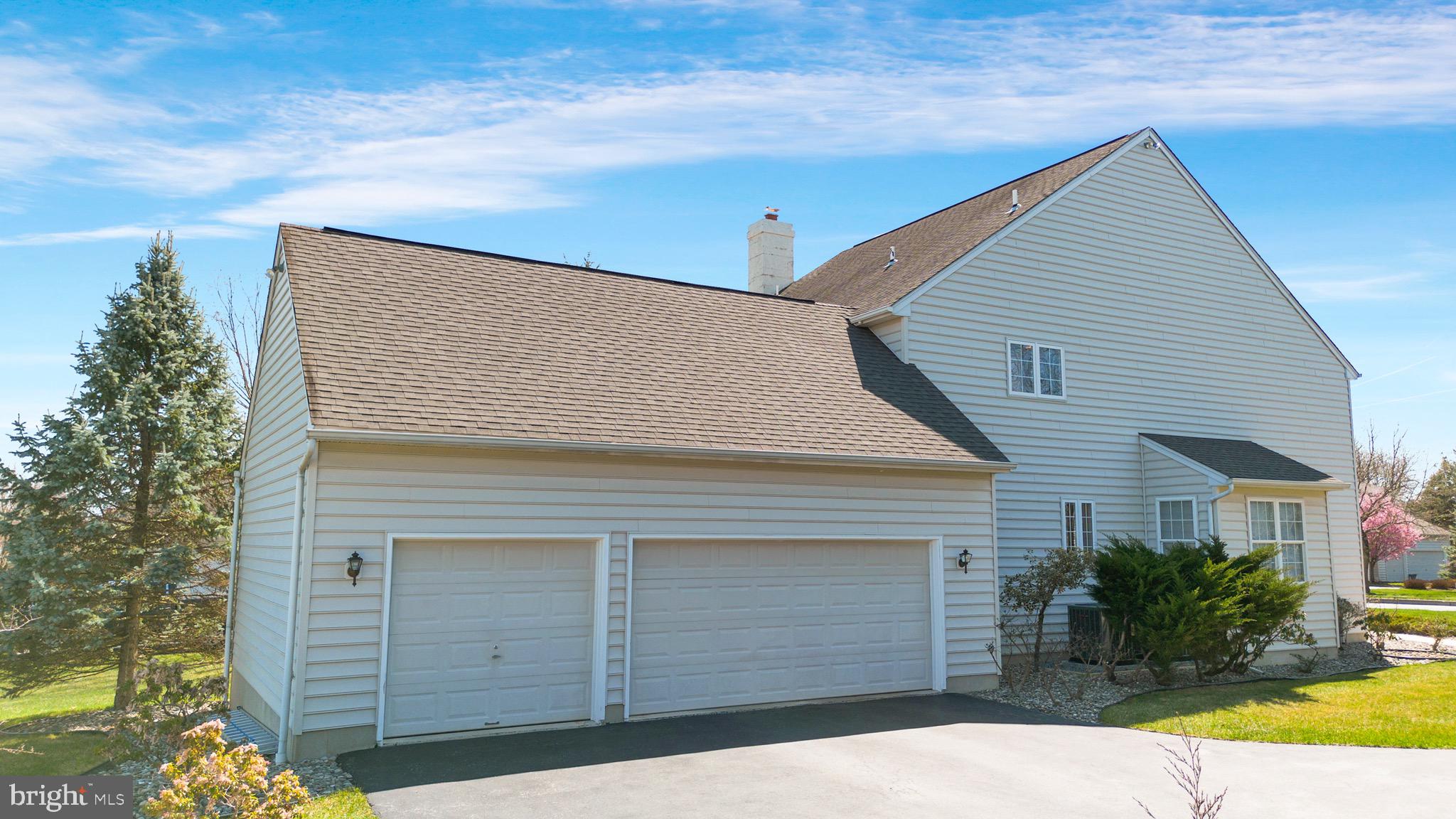 210 WARREN COURT