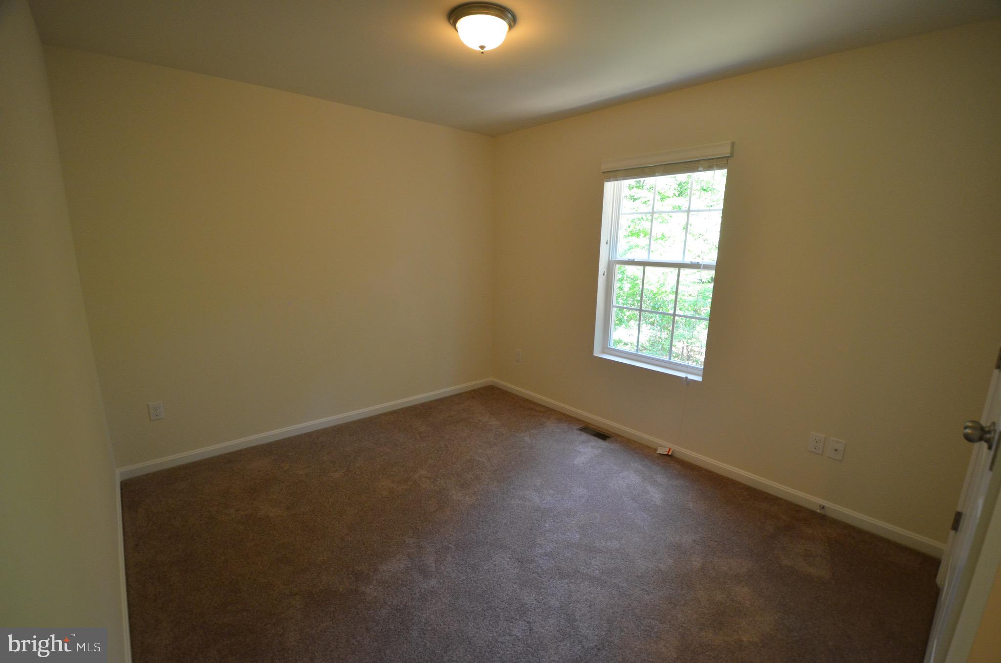 DEALE - Residential Lease