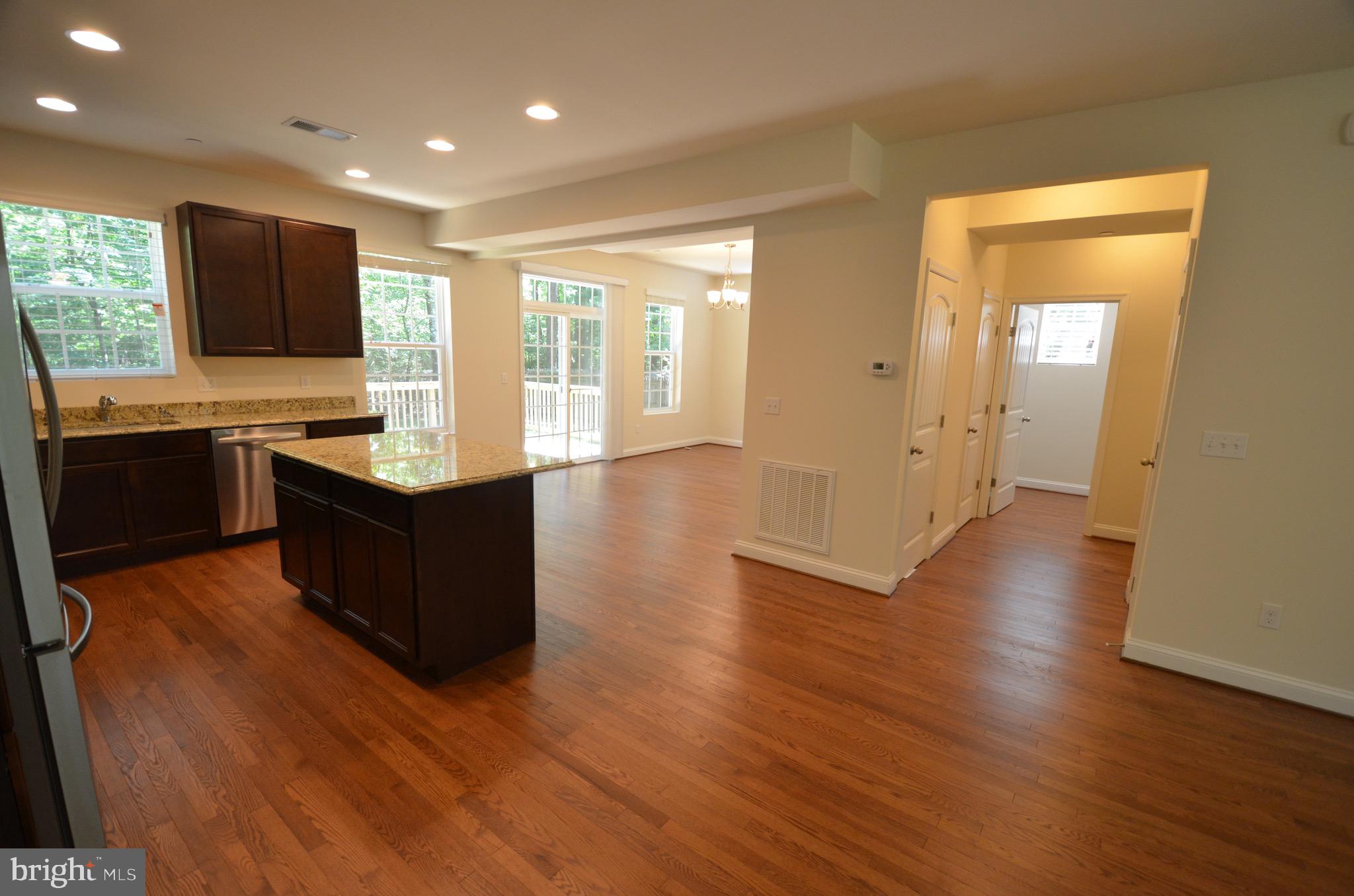 DEALE - Residential Lease