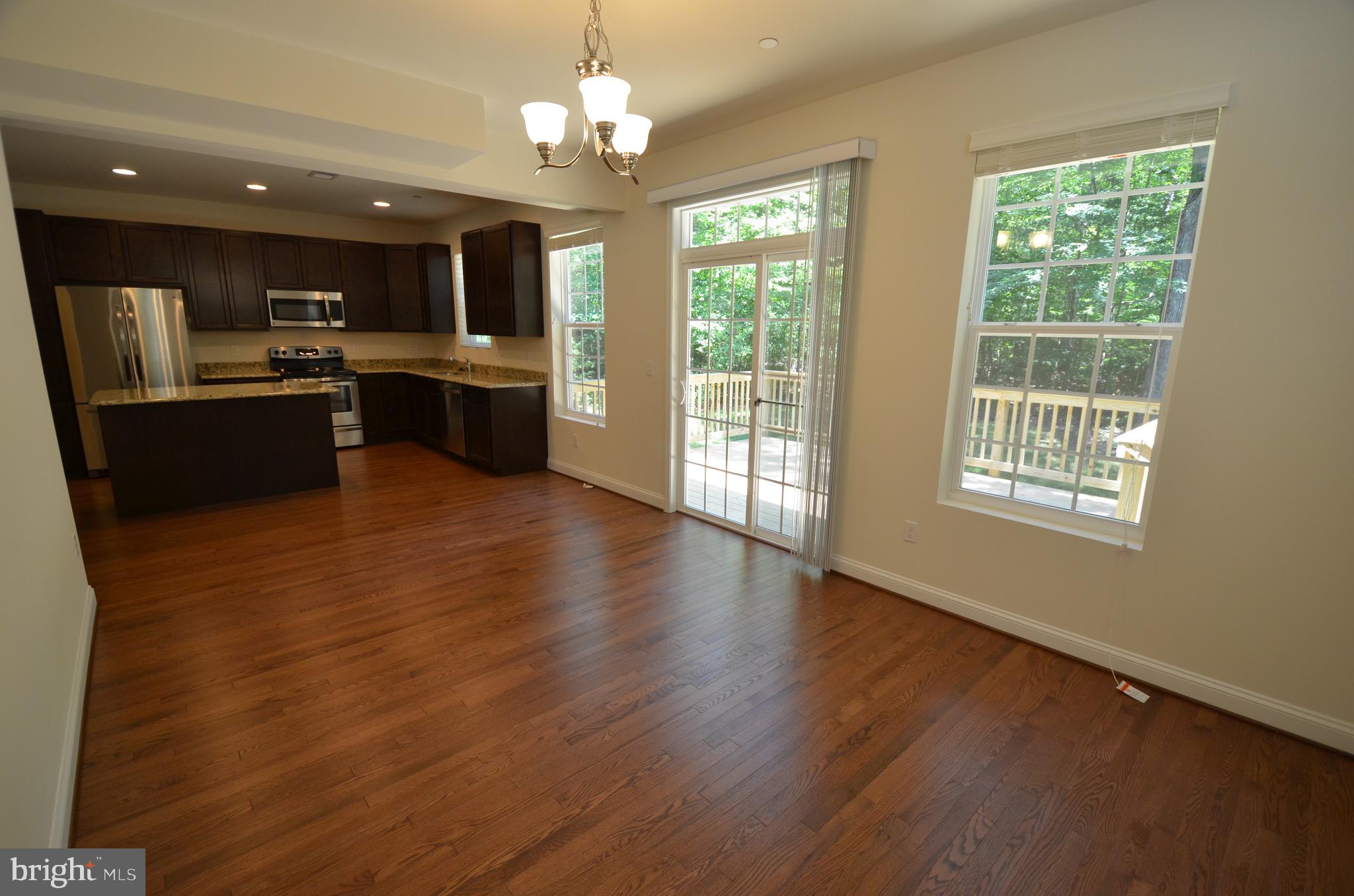 DEALE - Residential Lease