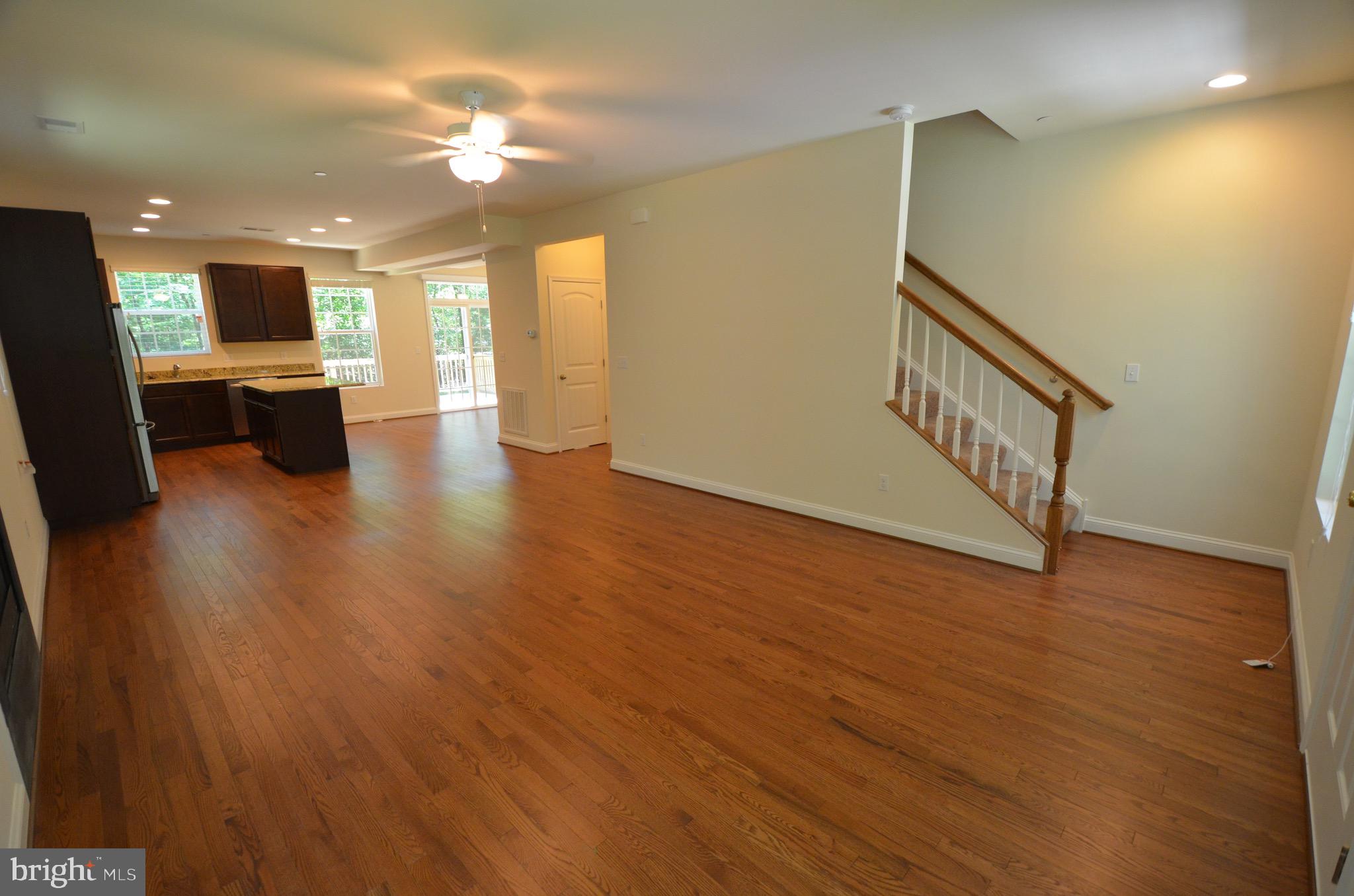 DEALE - Residential Lease