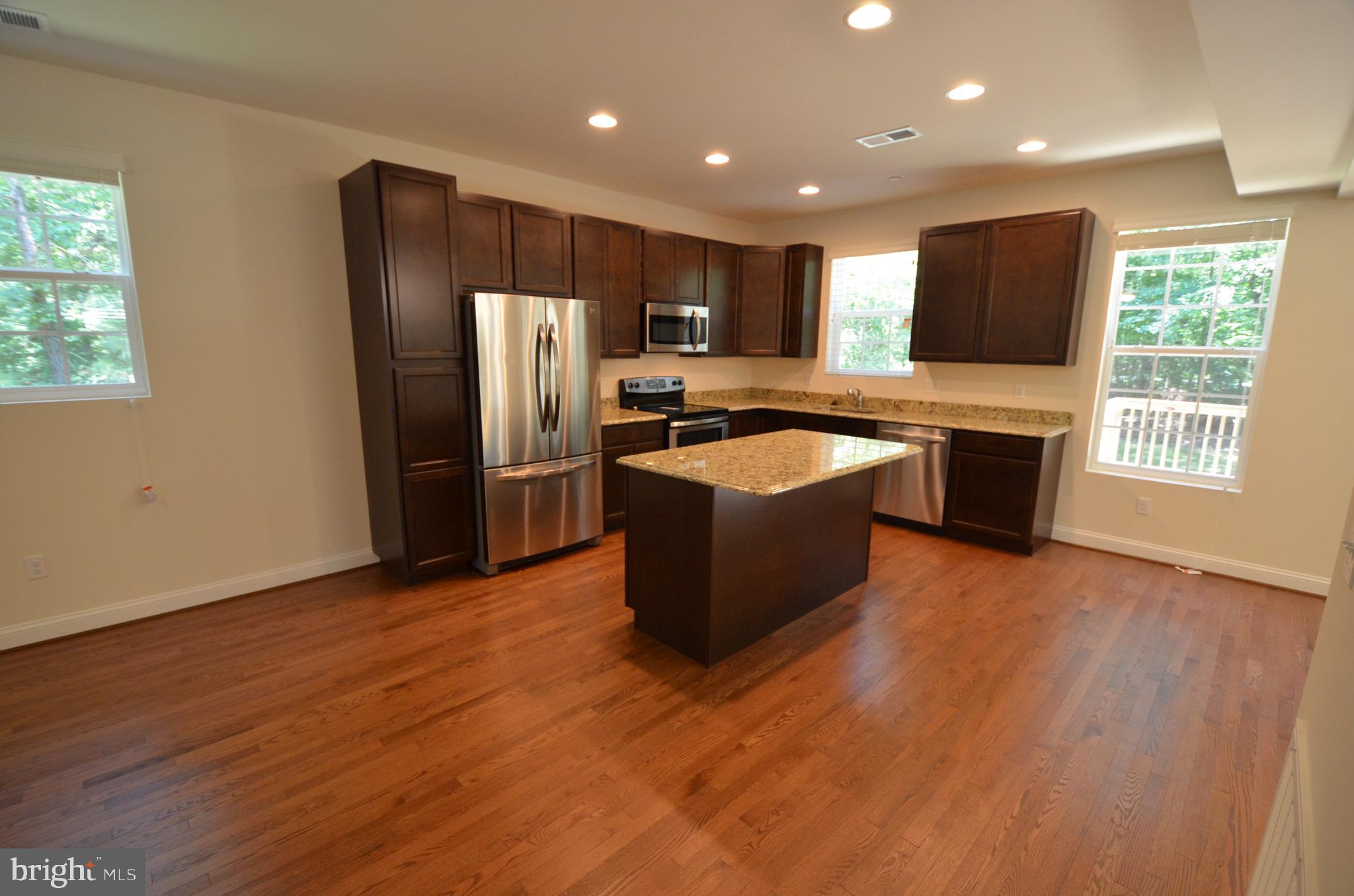 DEALE - Residential Lease