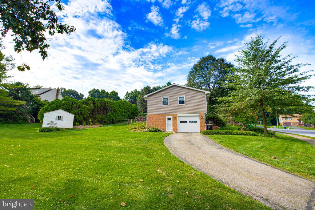 104 OXFORD DRIVE