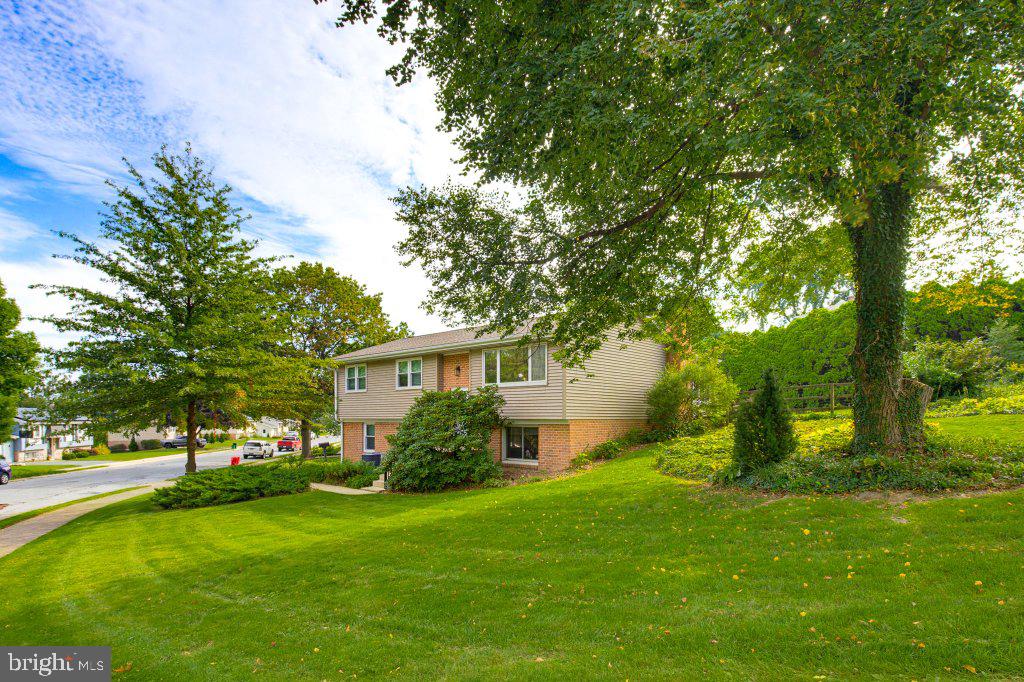 104 OXFORD DRIVE