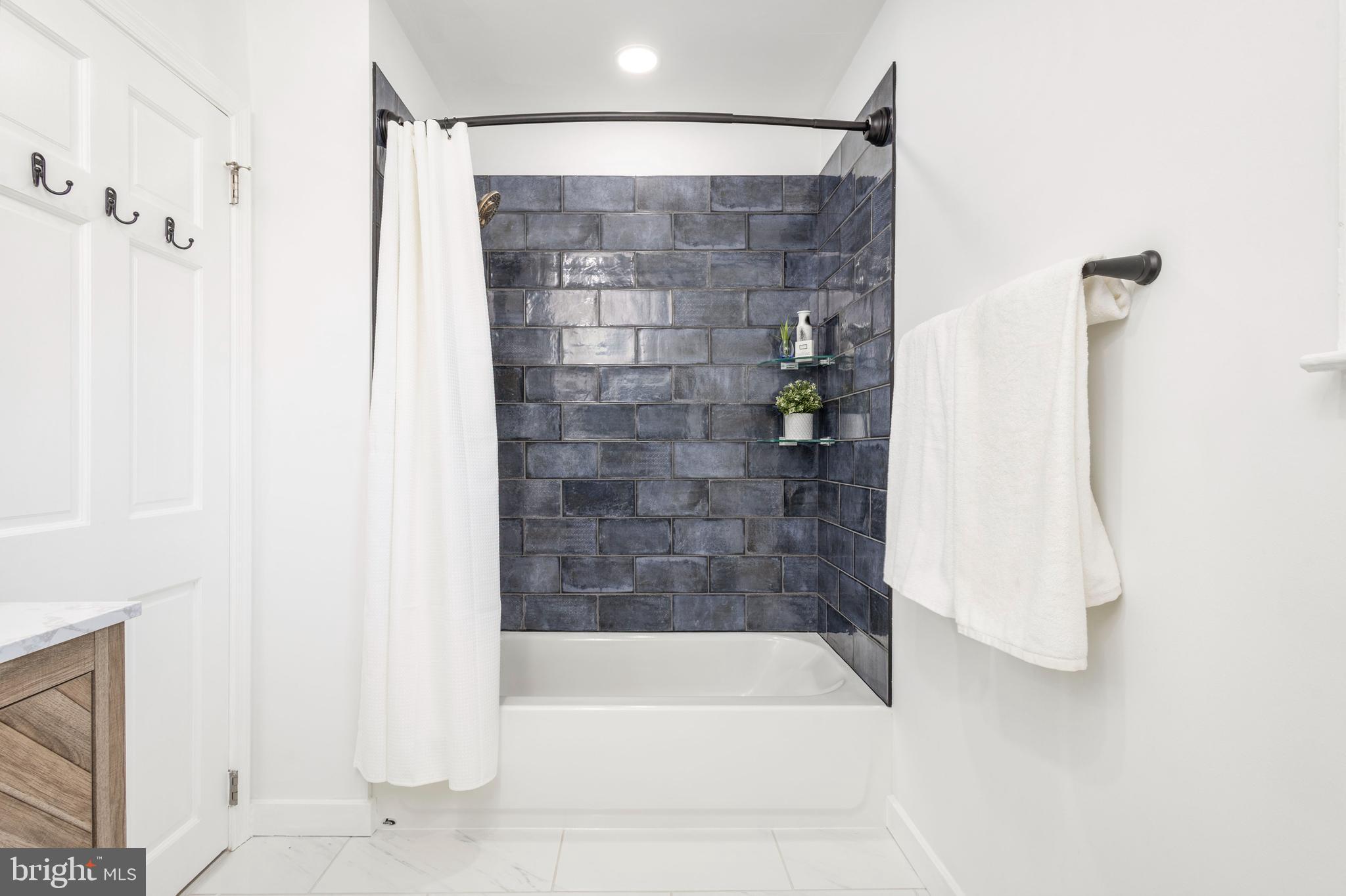 WYNDMOOR - Residential