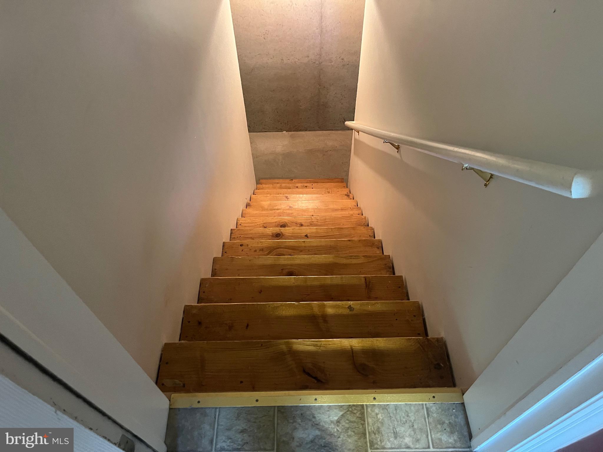 CRYSTAL VALLEY ESTATES - Residential