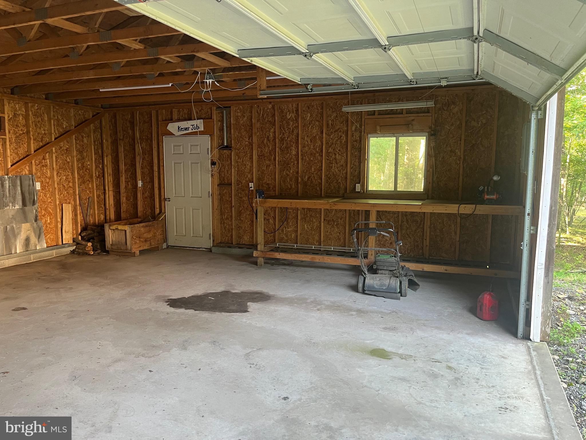 CRYSTAL VALLEY ESTATES - Residential