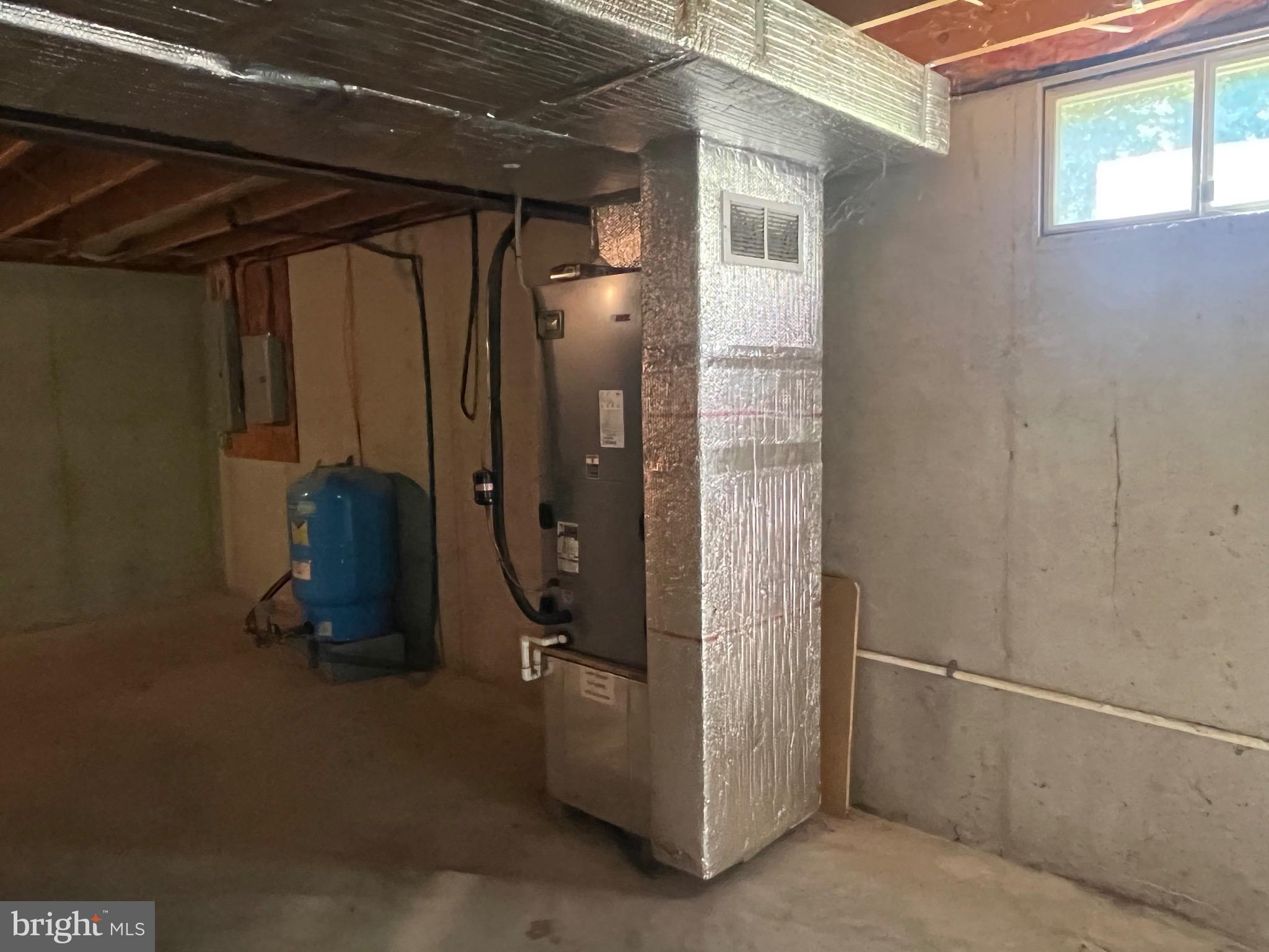 CRYSTAL VALLEY ESTATES - Residential