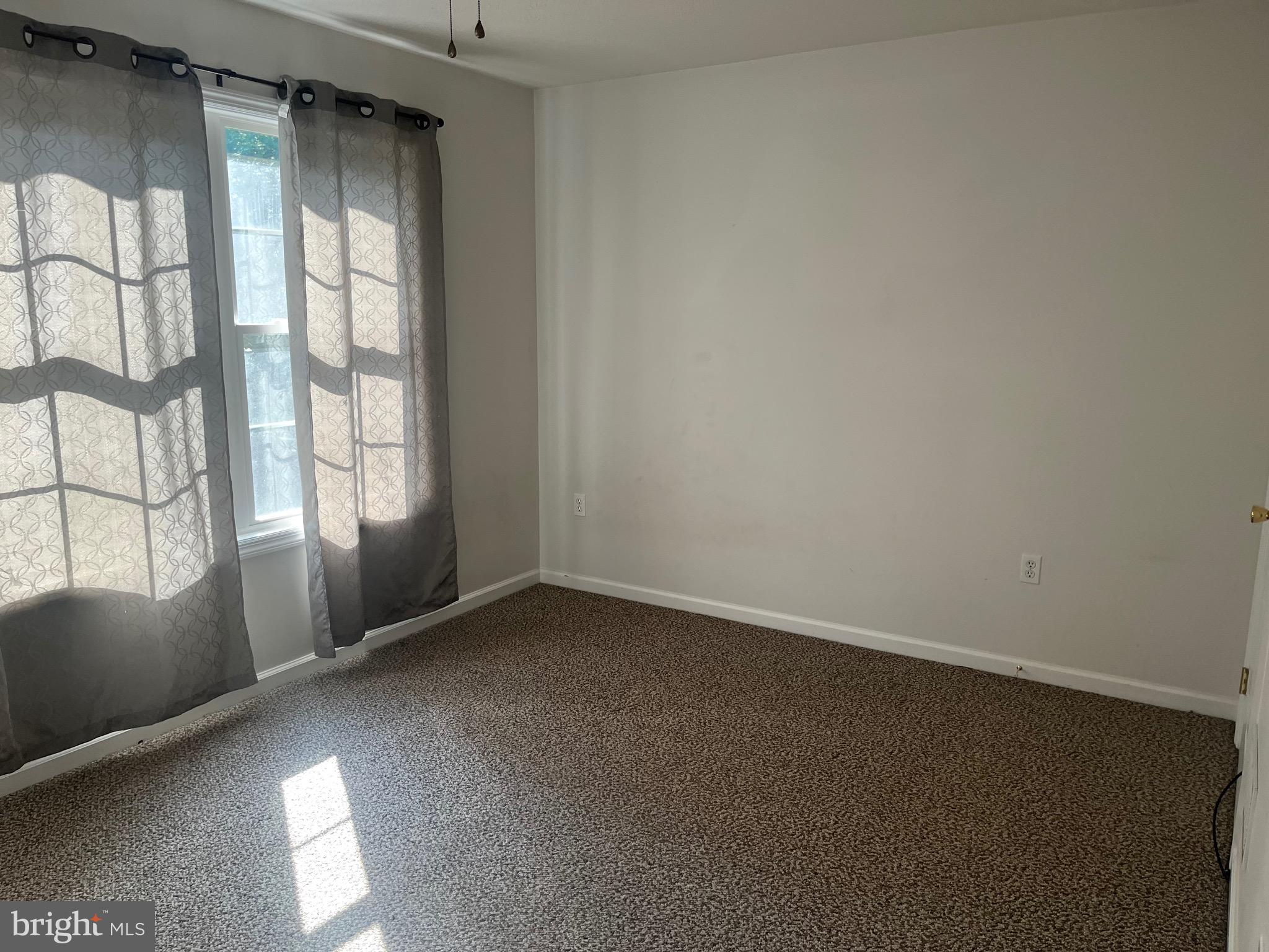 CRYSTAL VALLEY ESTATES - Residential