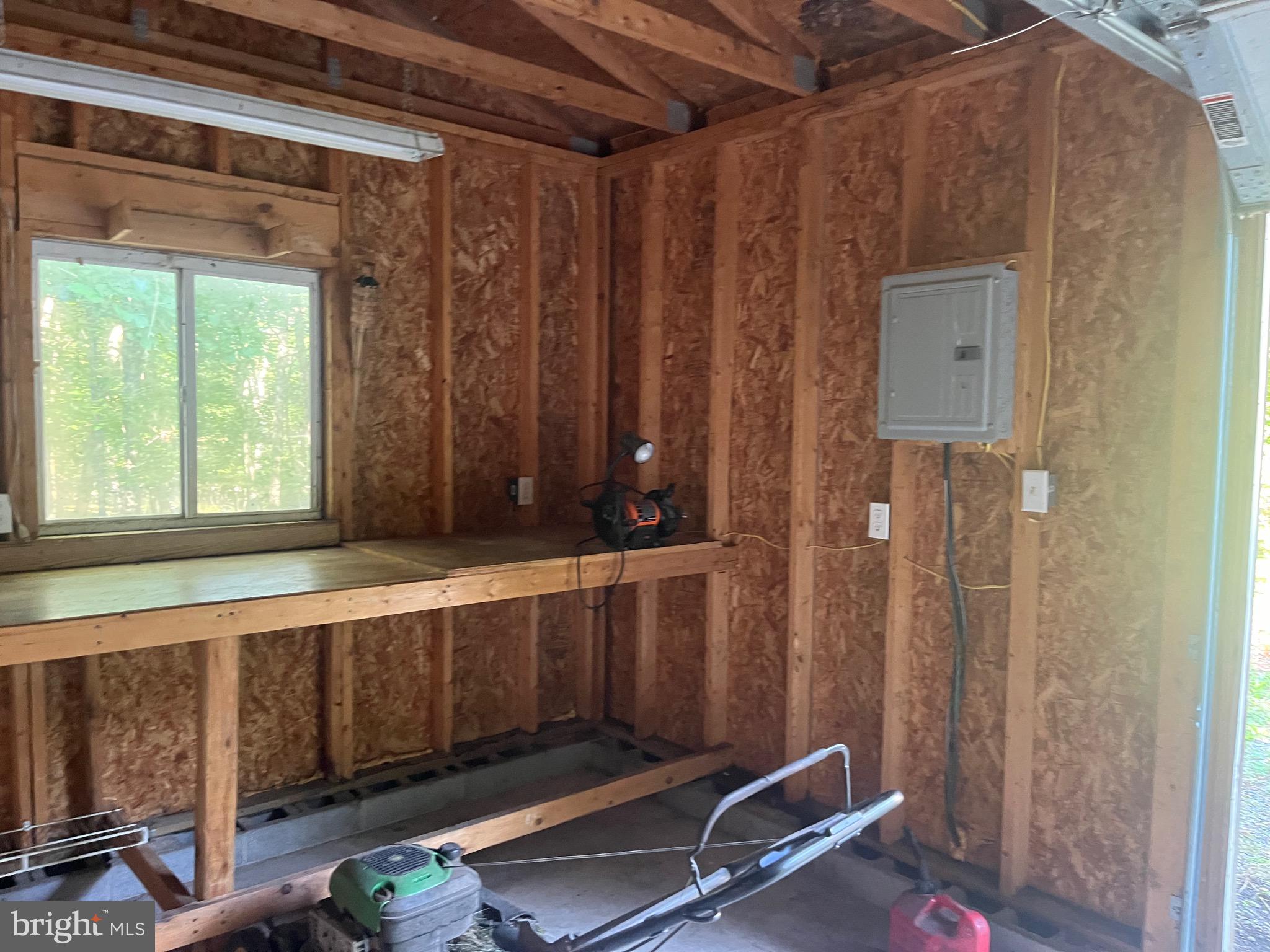 CRYSTAL VALLEY ESTATES - Residential