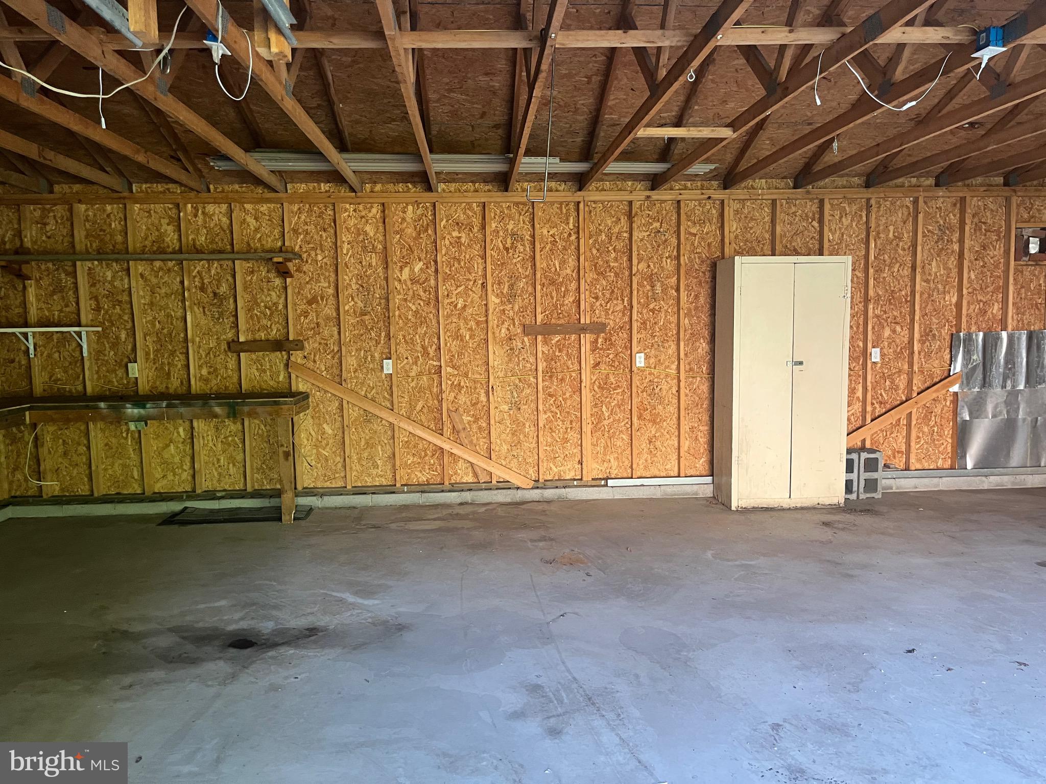 CRYSTAL VALLEY ESTATES - Residential