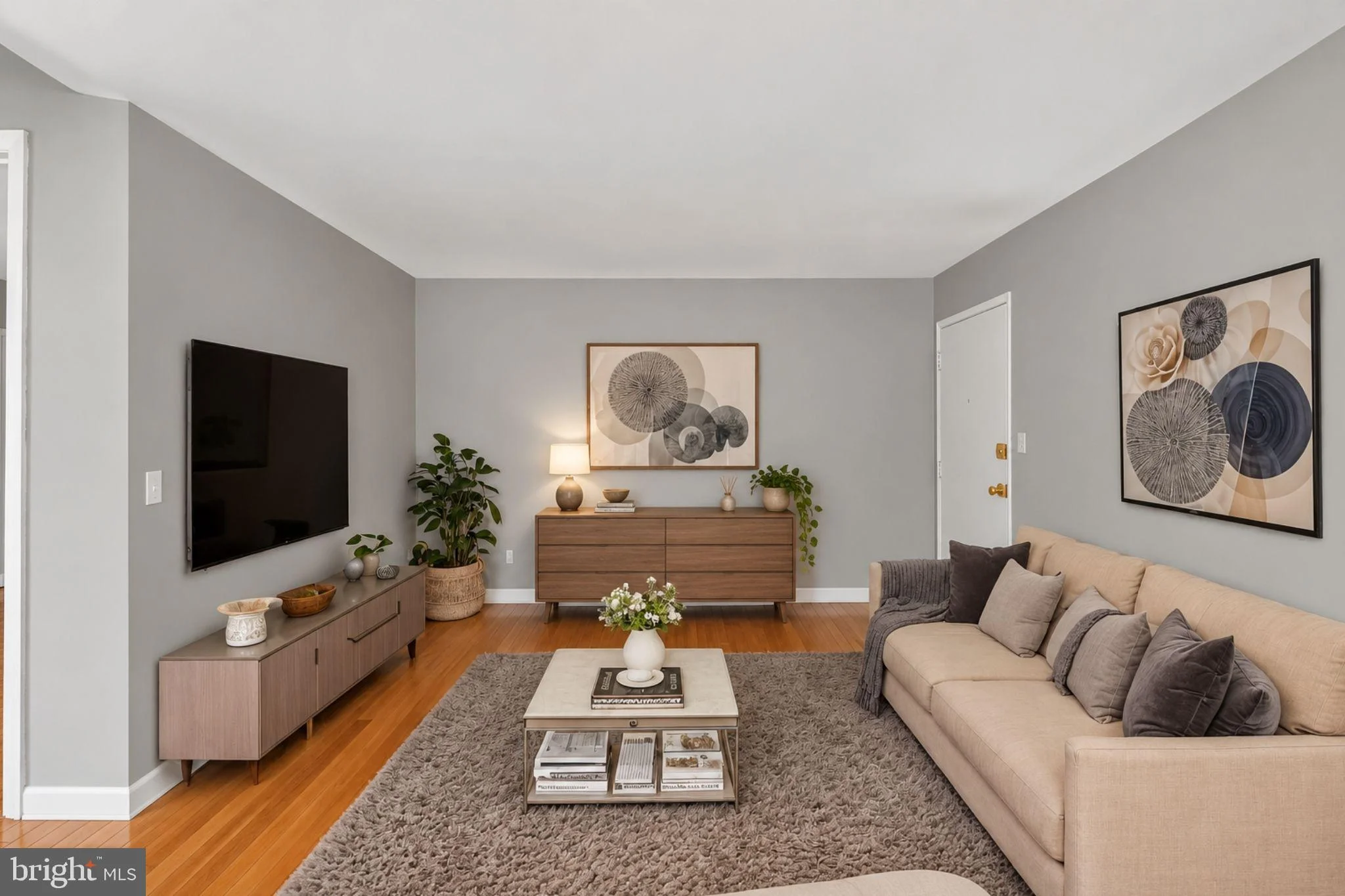 9272 Adelphi Road Unit 101