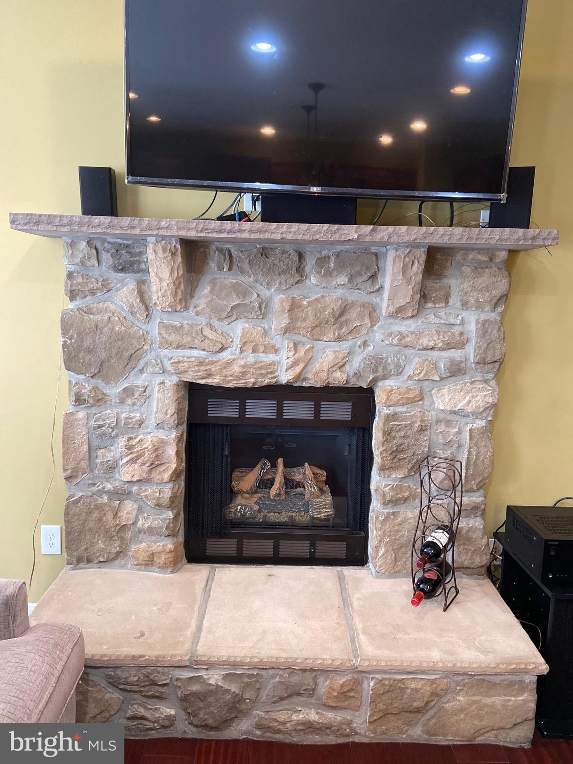 FRANKFORD ESTATES - Residential