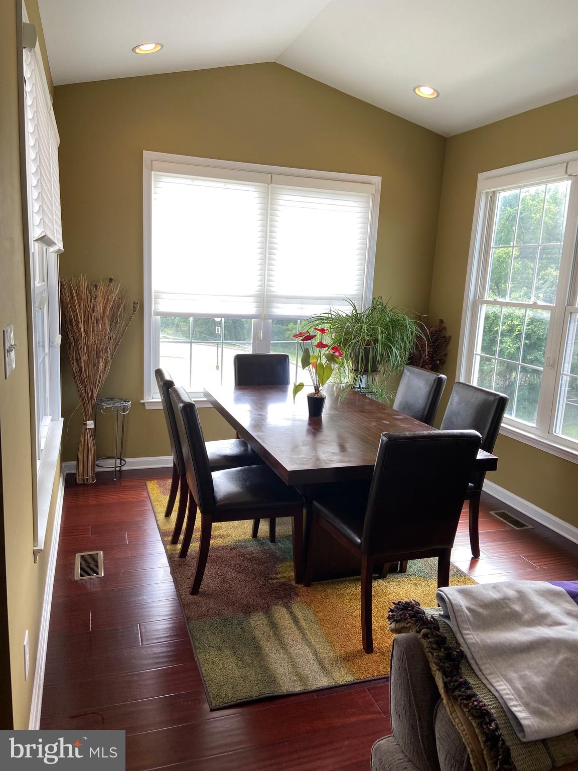 FRANKFORD ESTATES - Residential