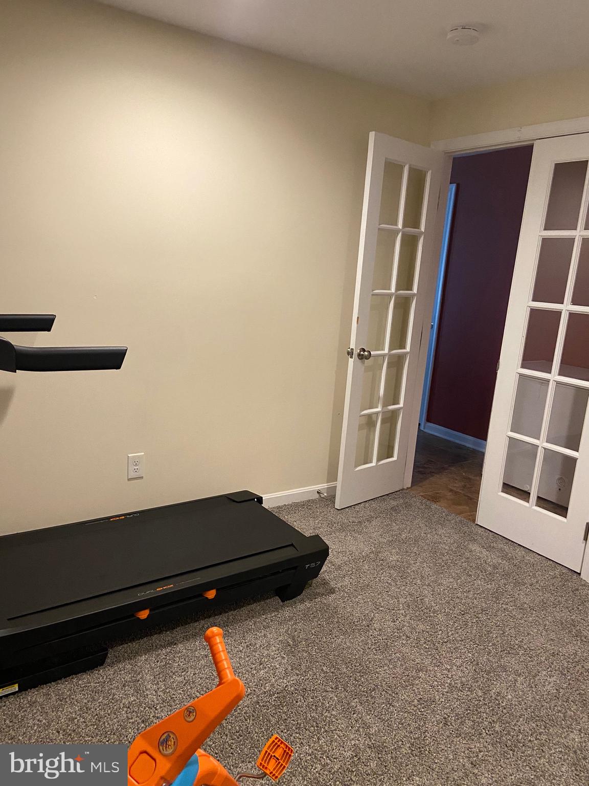 FRANKFORD ESTATES - Residential