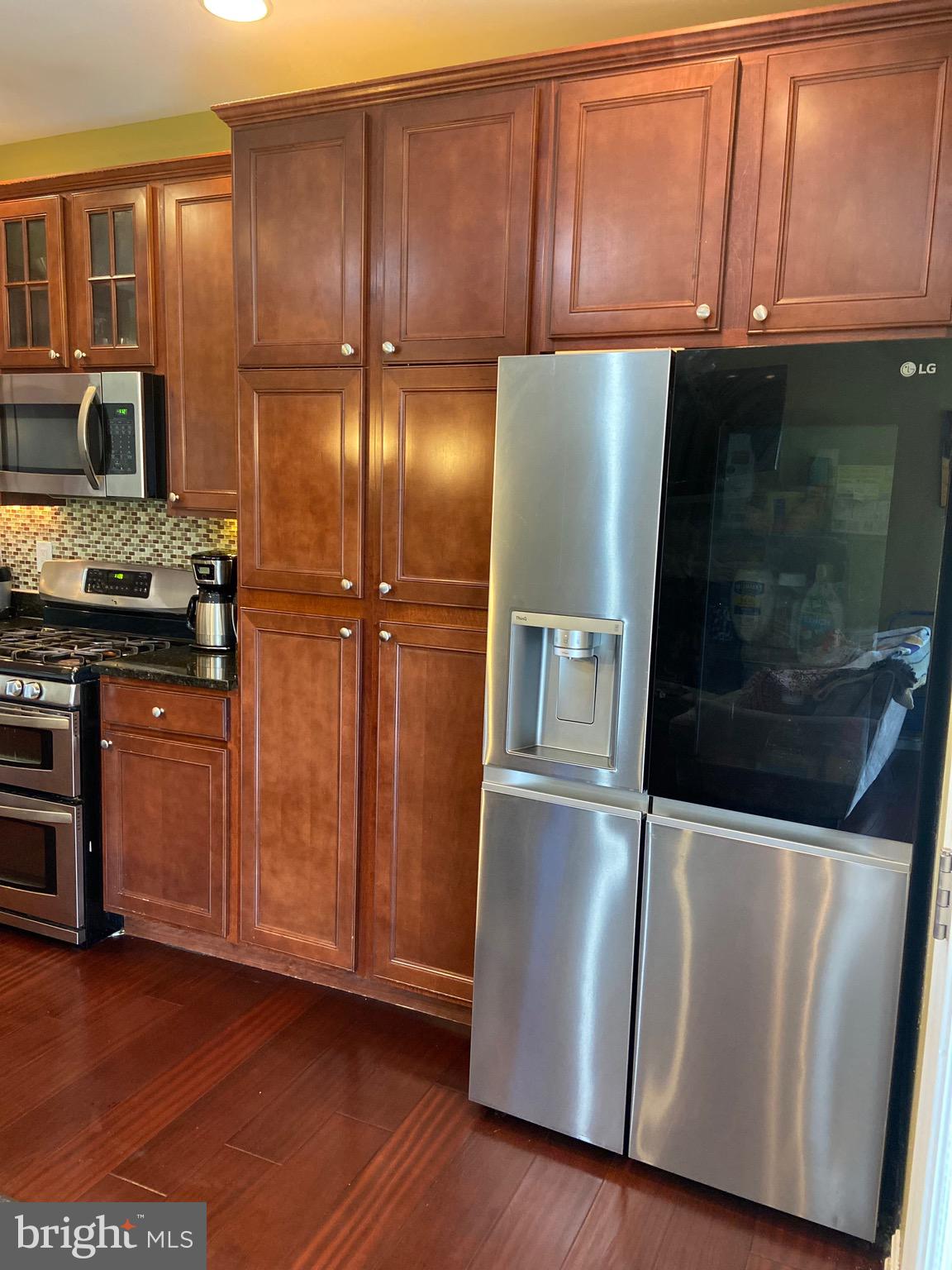 FRANKFORD ESTATES - Residential