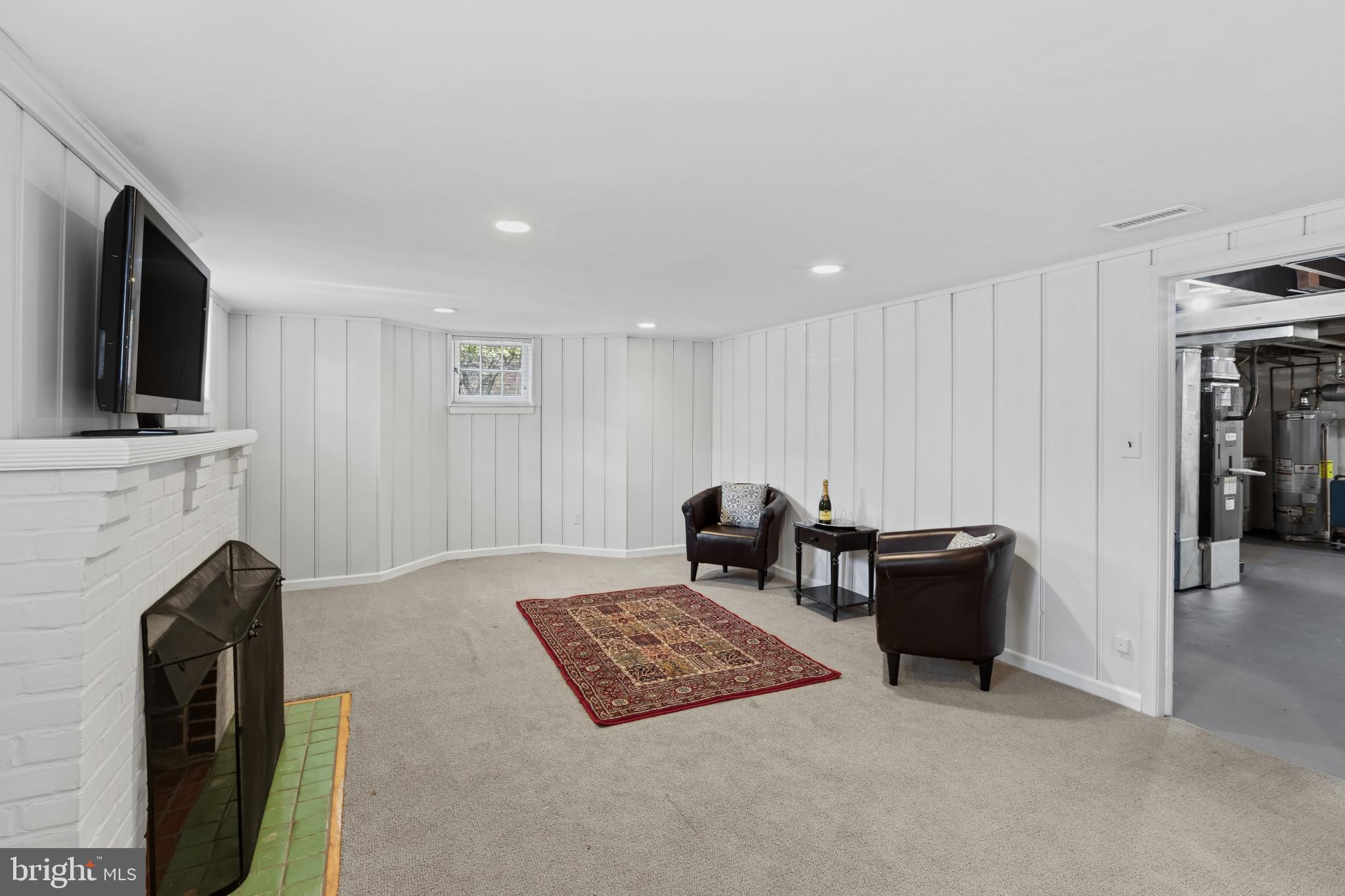 RODGERS FORGE - Residential