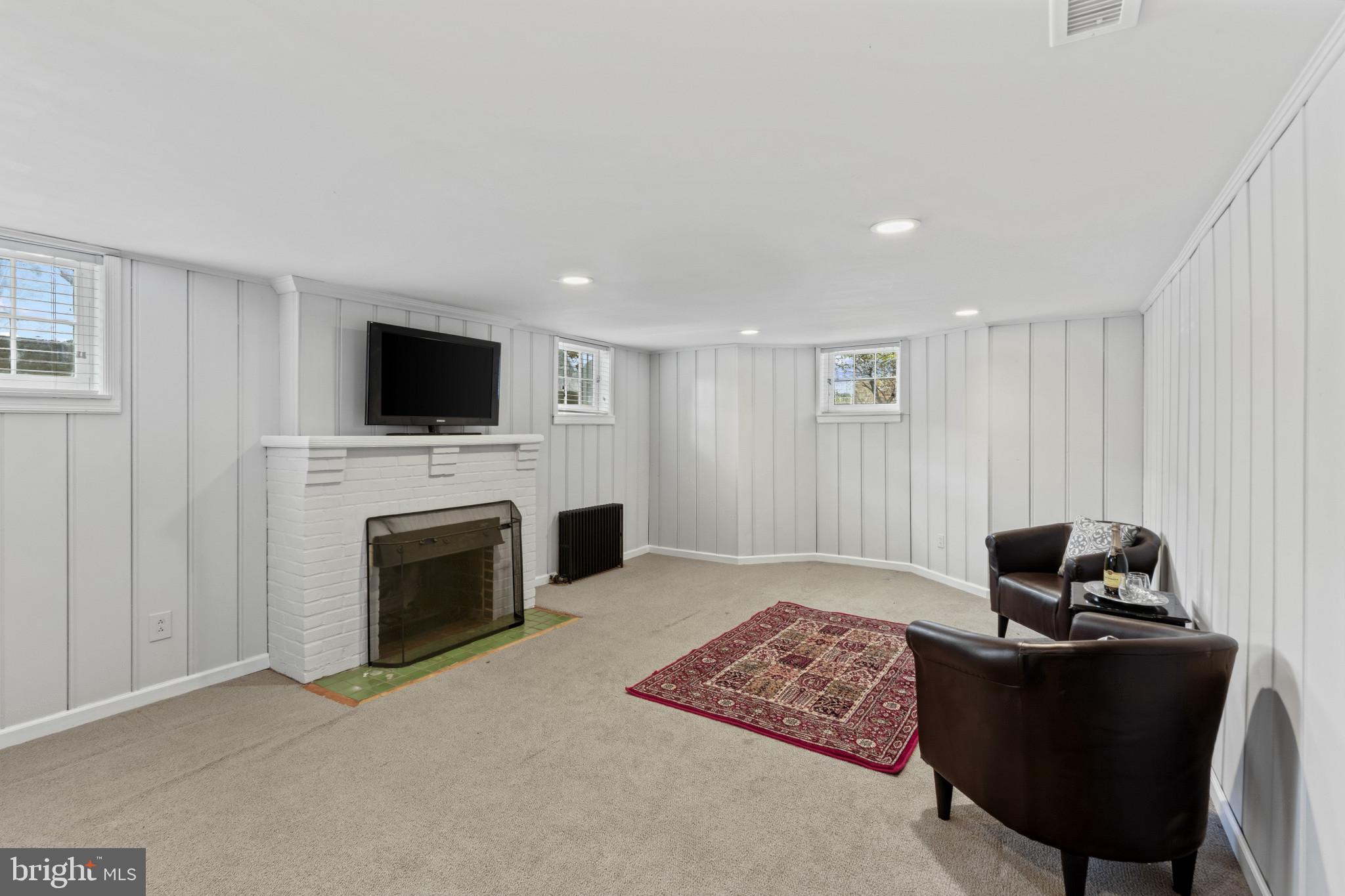 RODGERS FORGE - Residential