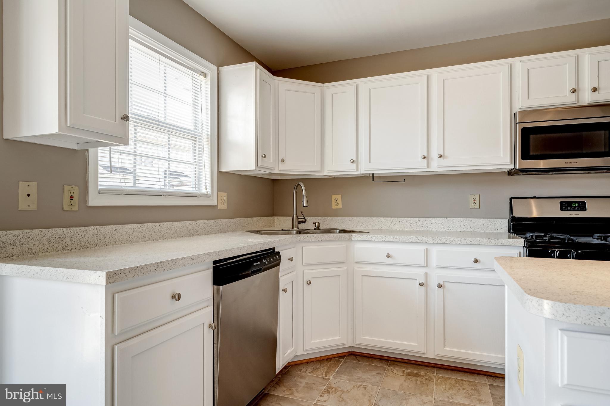 BRIDLEWOOD - Residential Lease