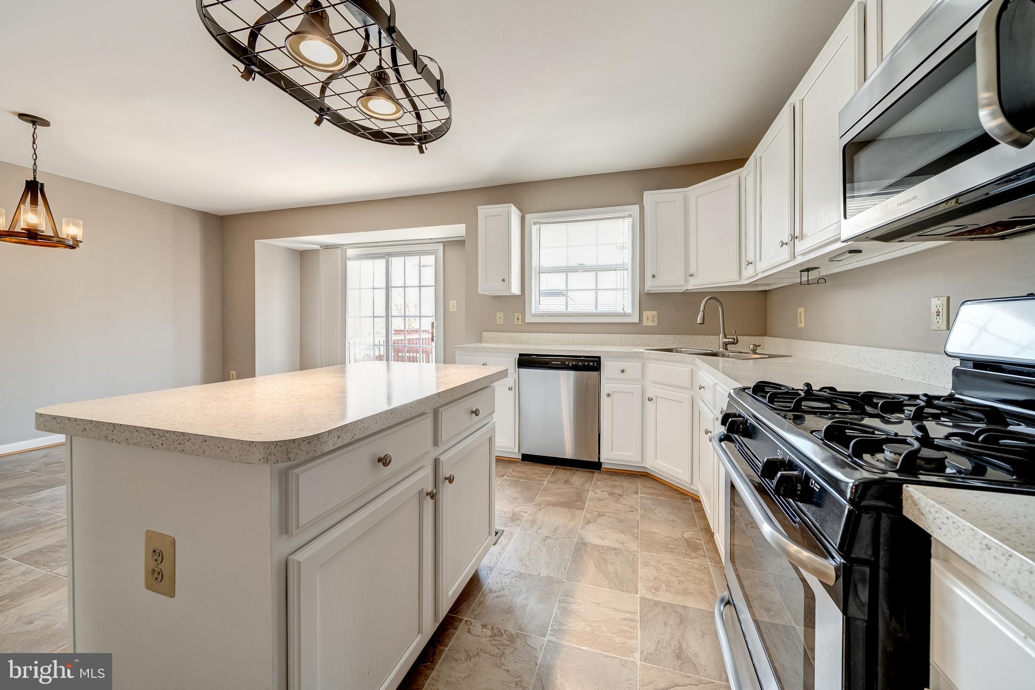 BRIDLEWOOD - Residential Lease