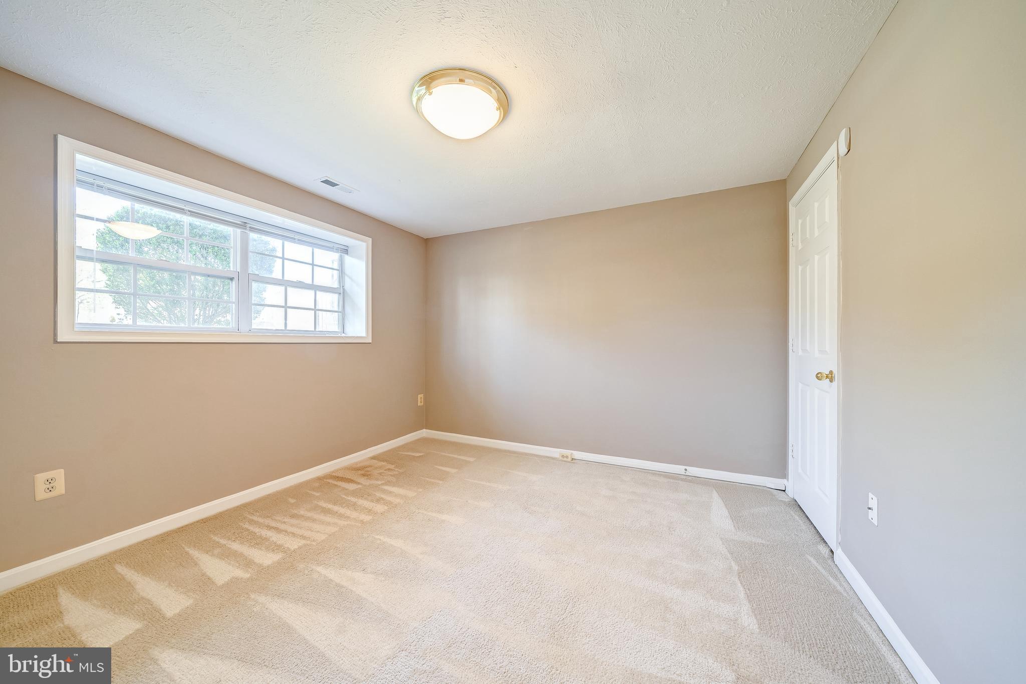 BRIDLEWOOD - Residential Lease