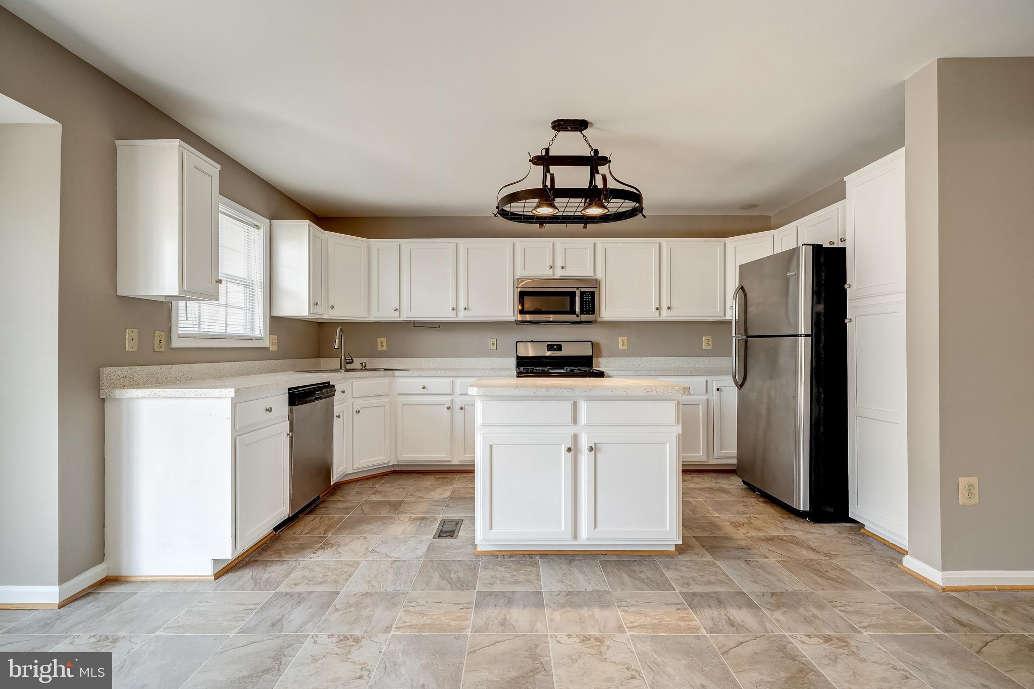 BRIDLEWOOD - Residential Lease