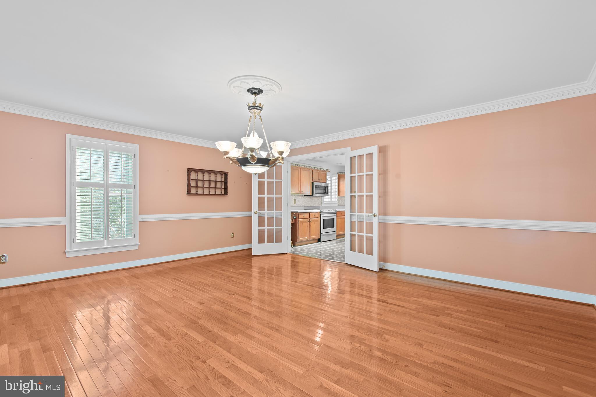 RIDGE POINTE - Residential