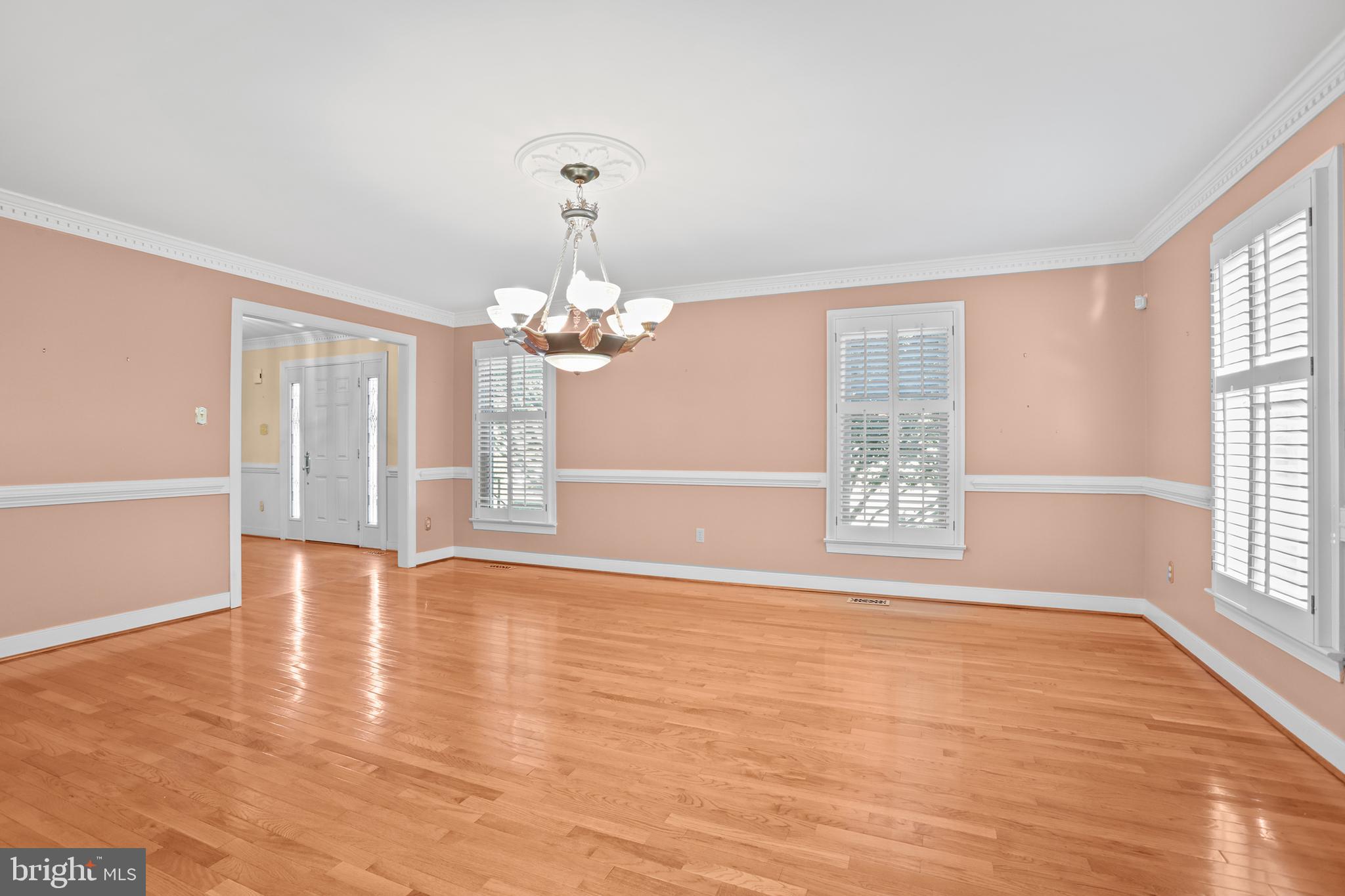 RIDGE POINTE - Residential