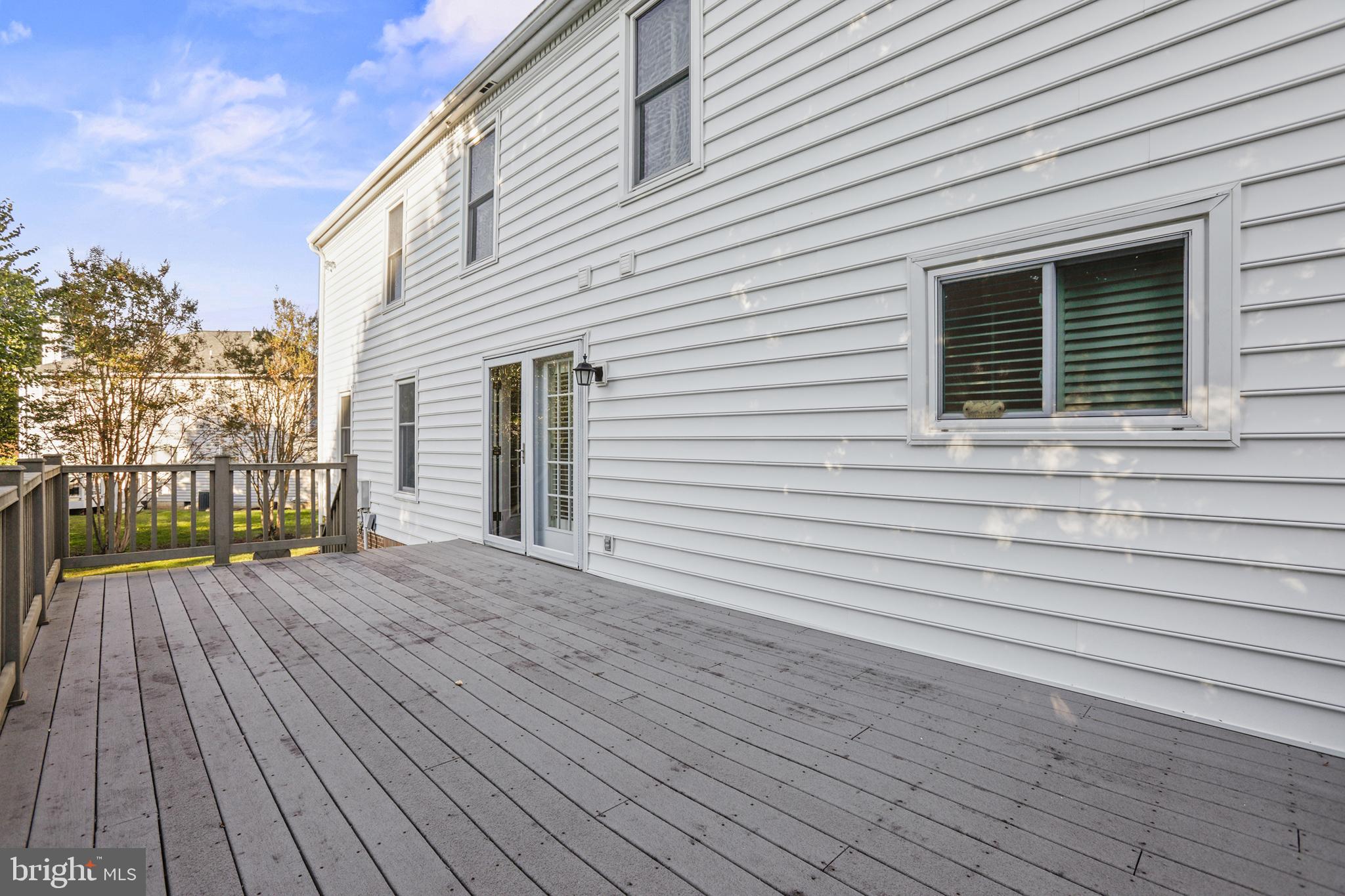 RIDGE POINTE - Residential