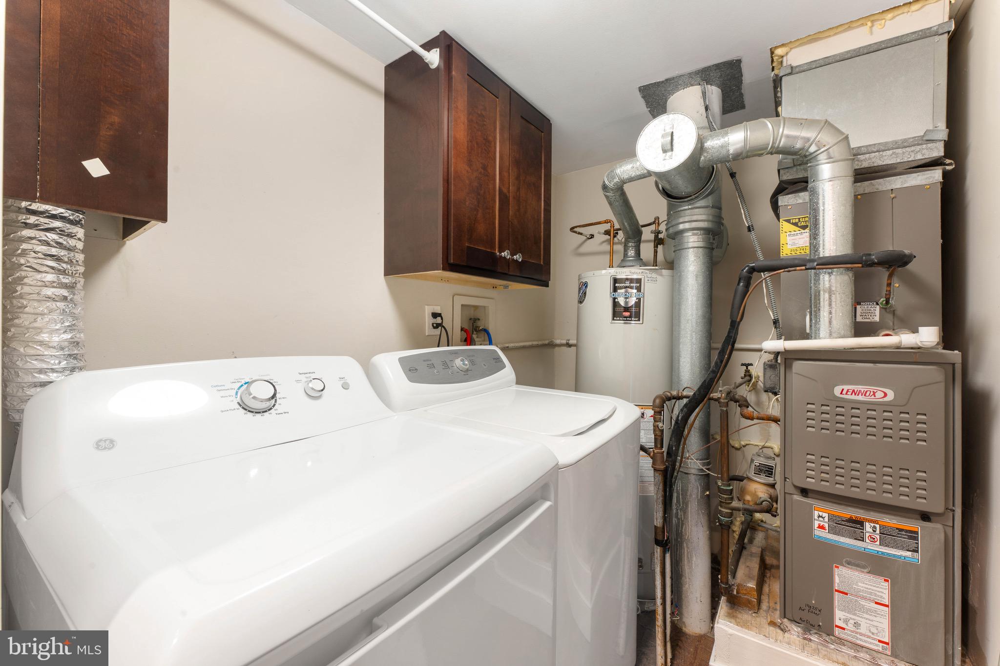 SOCIETY PL - Residential