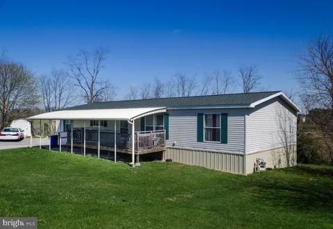 1 Falkirk Court, Stewartstown, PA MLS: PAYK2079750