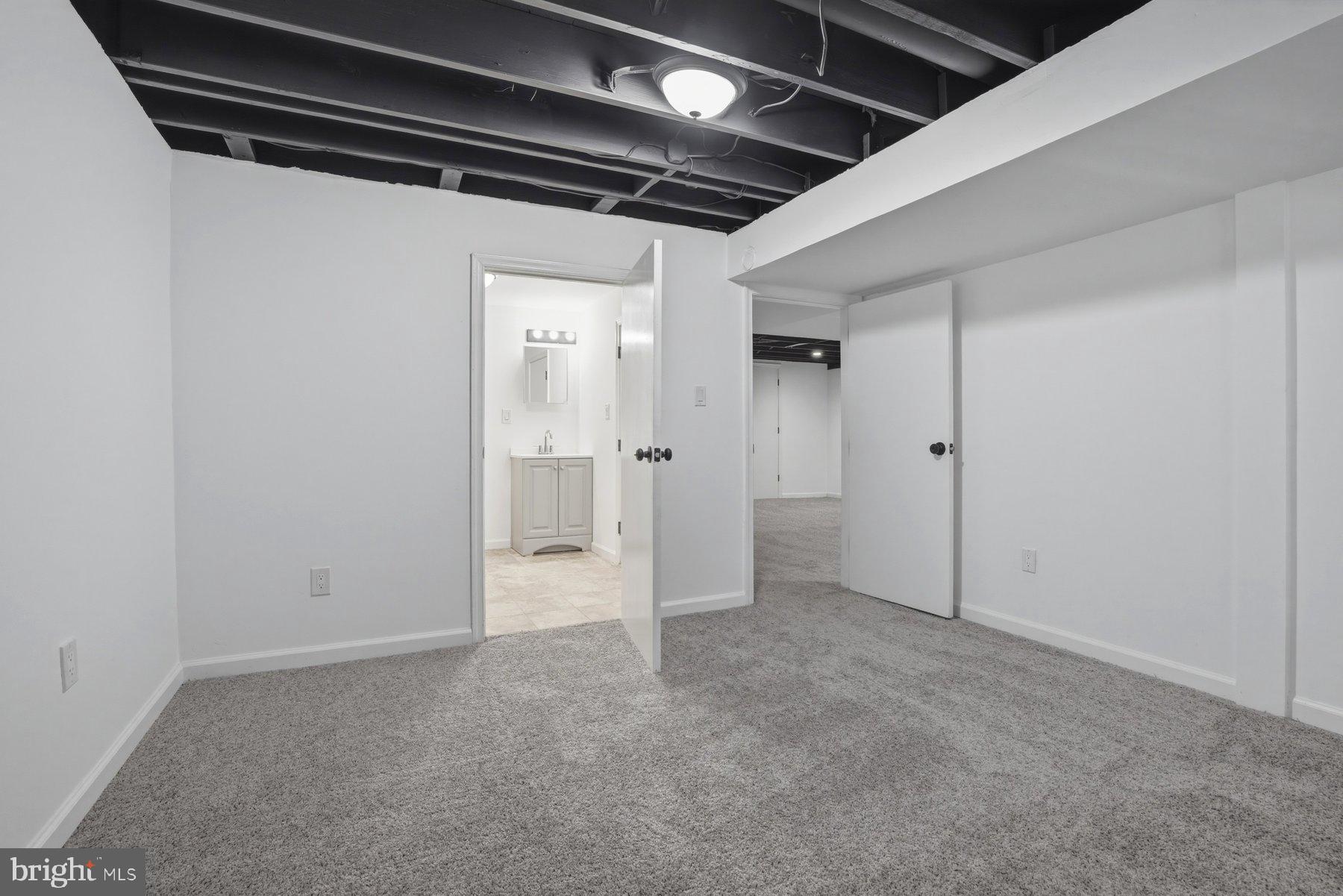 PARKVILLE - Residential