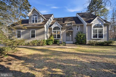 Homes For Sale - 100 Captains Walk<br/> EGG HARBOR TOWNSHIP, NJ 08234