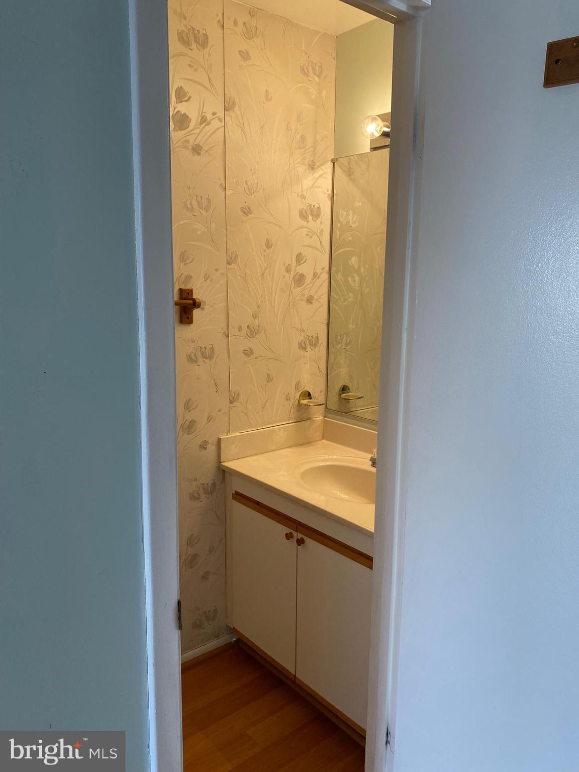 MIDDLE RIVER - Residential Lease