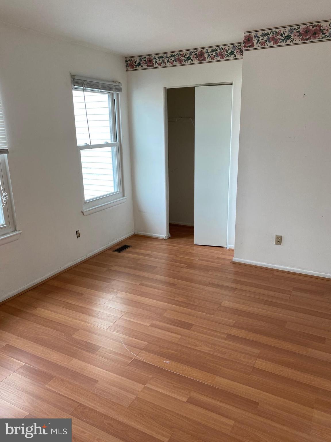 MIDDLE RIVER - Residential Lease